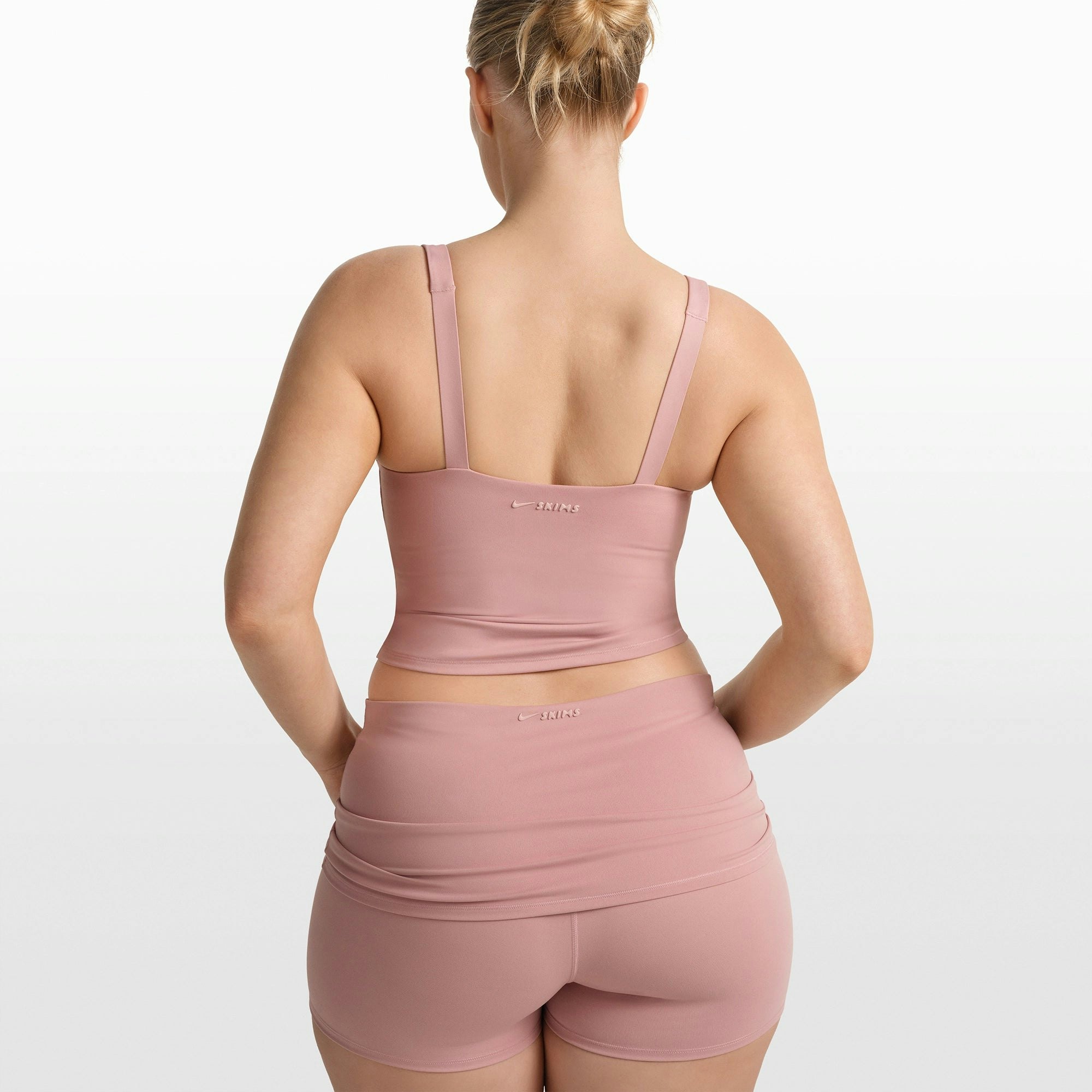 NikeSKIMS MATTE SQUARE NECK TANK | HIMALAYAN ON A MODEL FRONT VIEW @ | FOCUS: 0.0, 1.0, 0.9