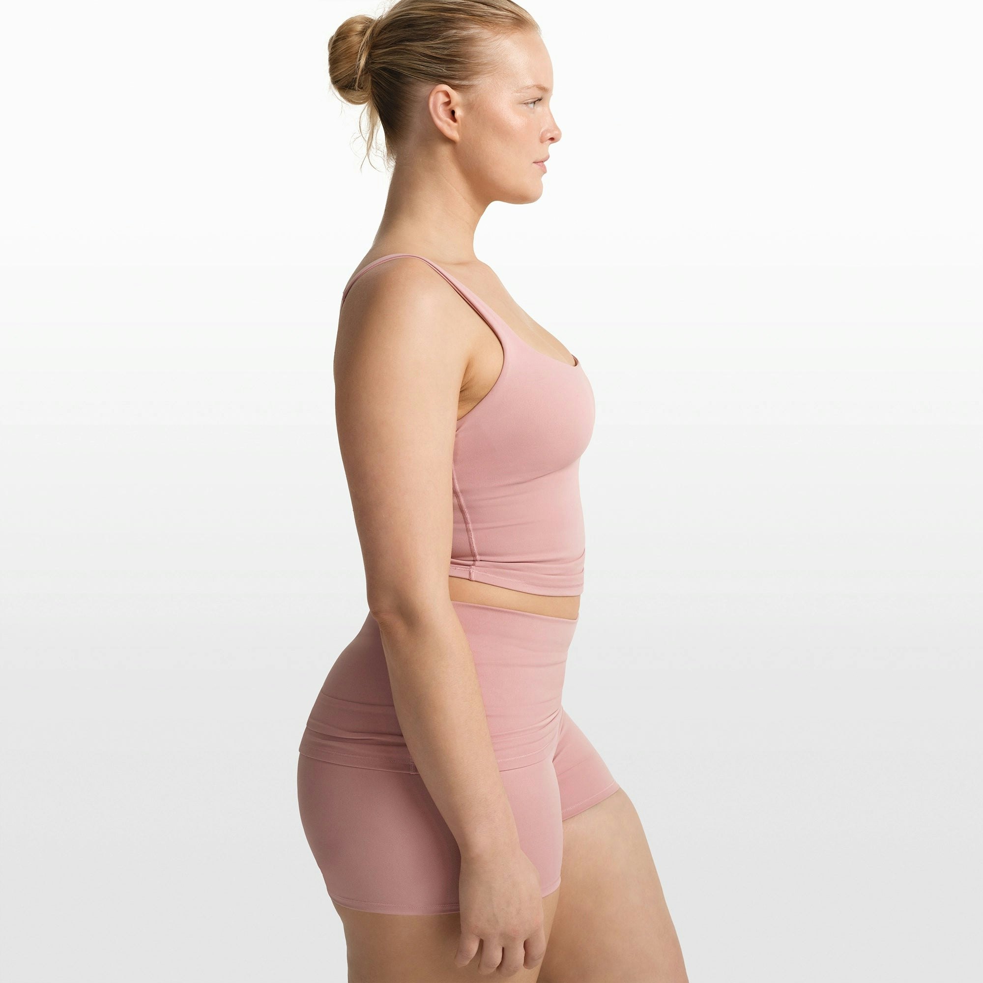 NikeSKIMS MATTE SQUARE NECK TANK | HIMALAYAN ON A MODEL FRONT VIEW @ | FOCUS: 0.0, 1.0, 0.9