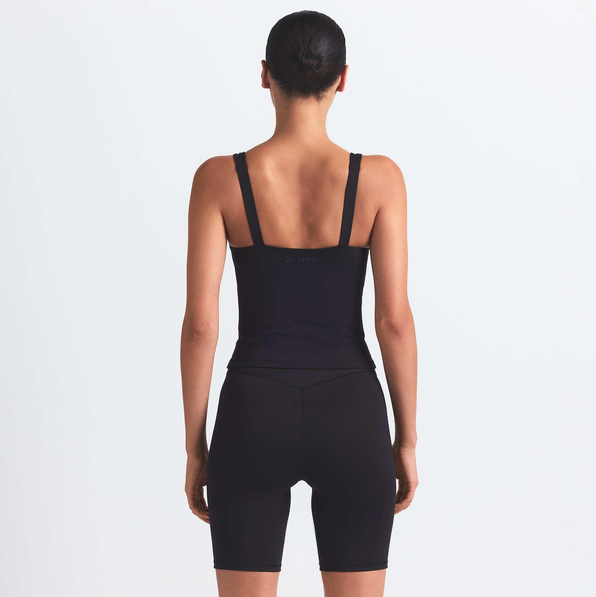 NikeSKIMS MATTE SQUARE NECK TANK | OBSIDIAN | SKIMS