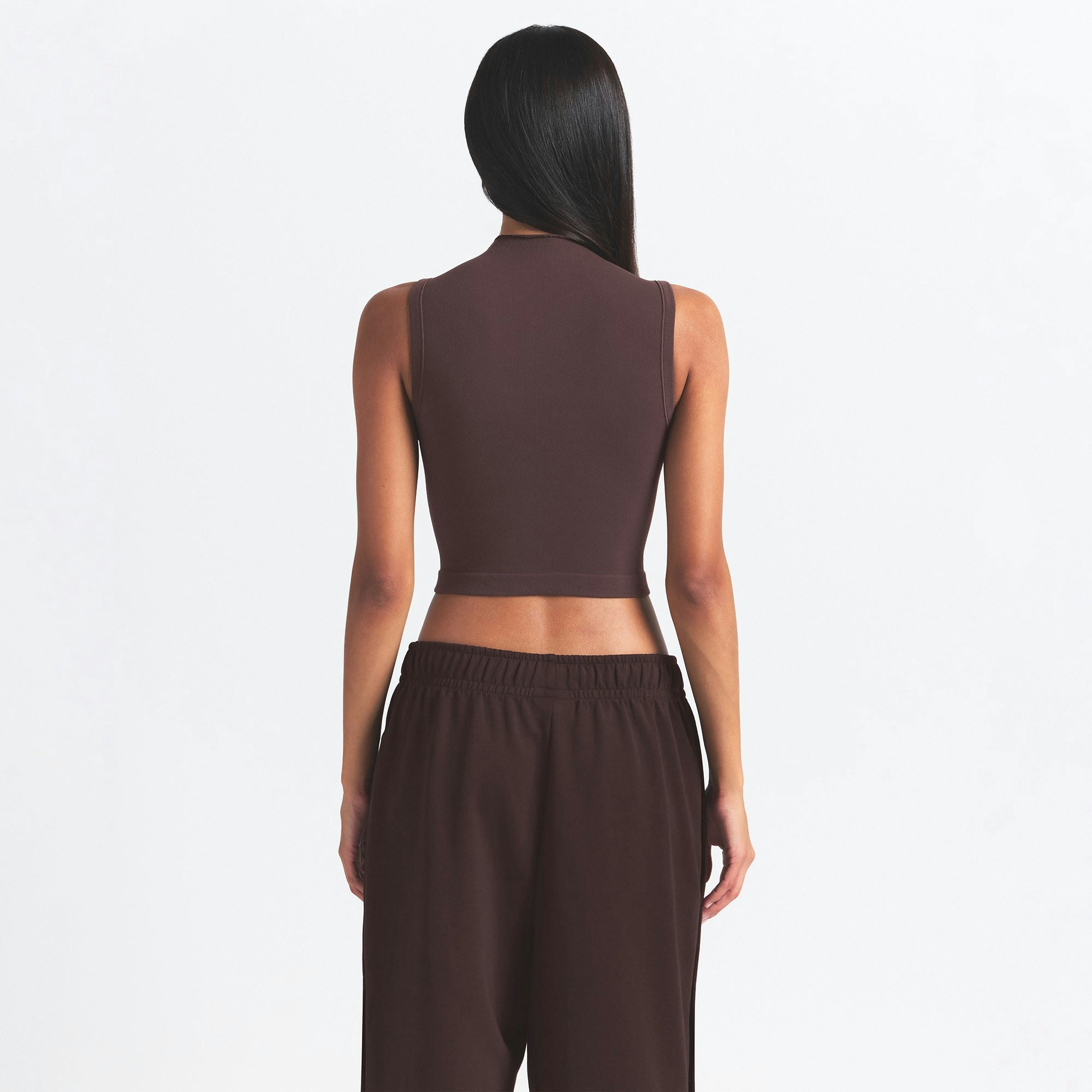 NikeSKIMS VINTAGE SEAMLESS MOCK NECK BRA TOP | PHOENIX ON A MODEL SIDE VIEW