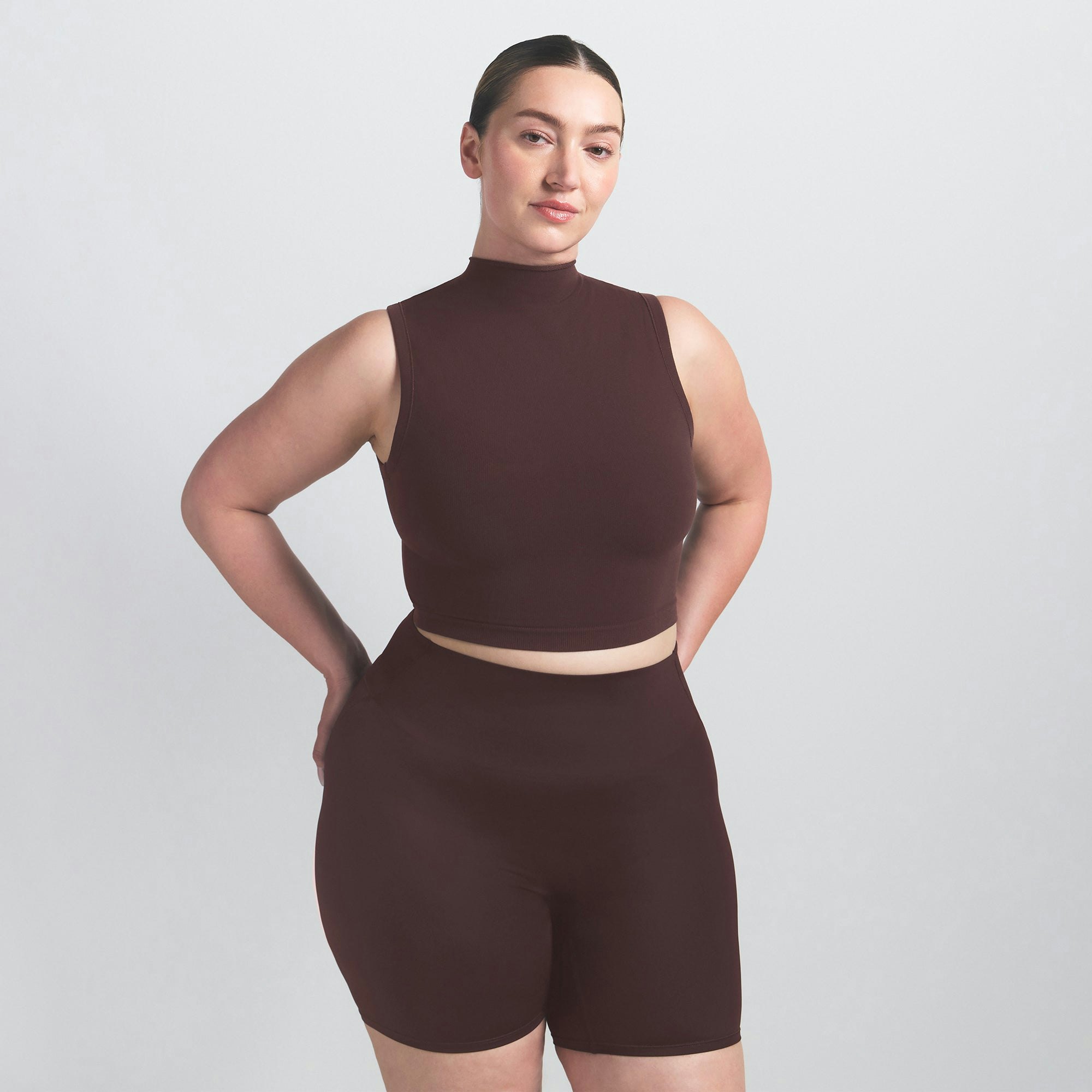 NikeSKIMS VINTAGE SEAMLESS MOCK NECK BRA TOP | PHOENIX ON A MODEL SIDE VIEW