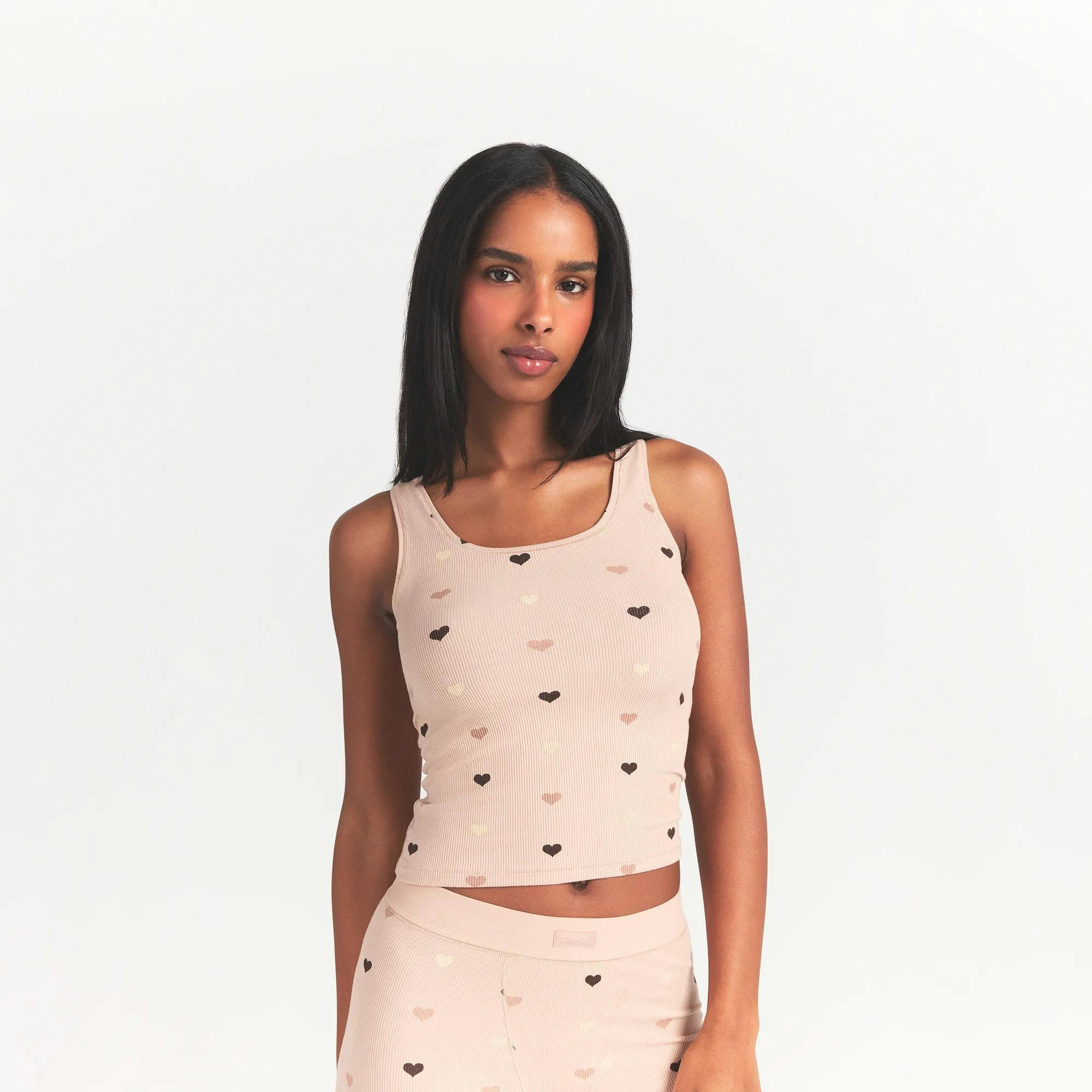 SOFT LOUNGE TANK | MICA MINI HEART HALFDROP ON A MODEL FRONT VIEW @ | FOCUS: 0.0, 1.0, 0.9