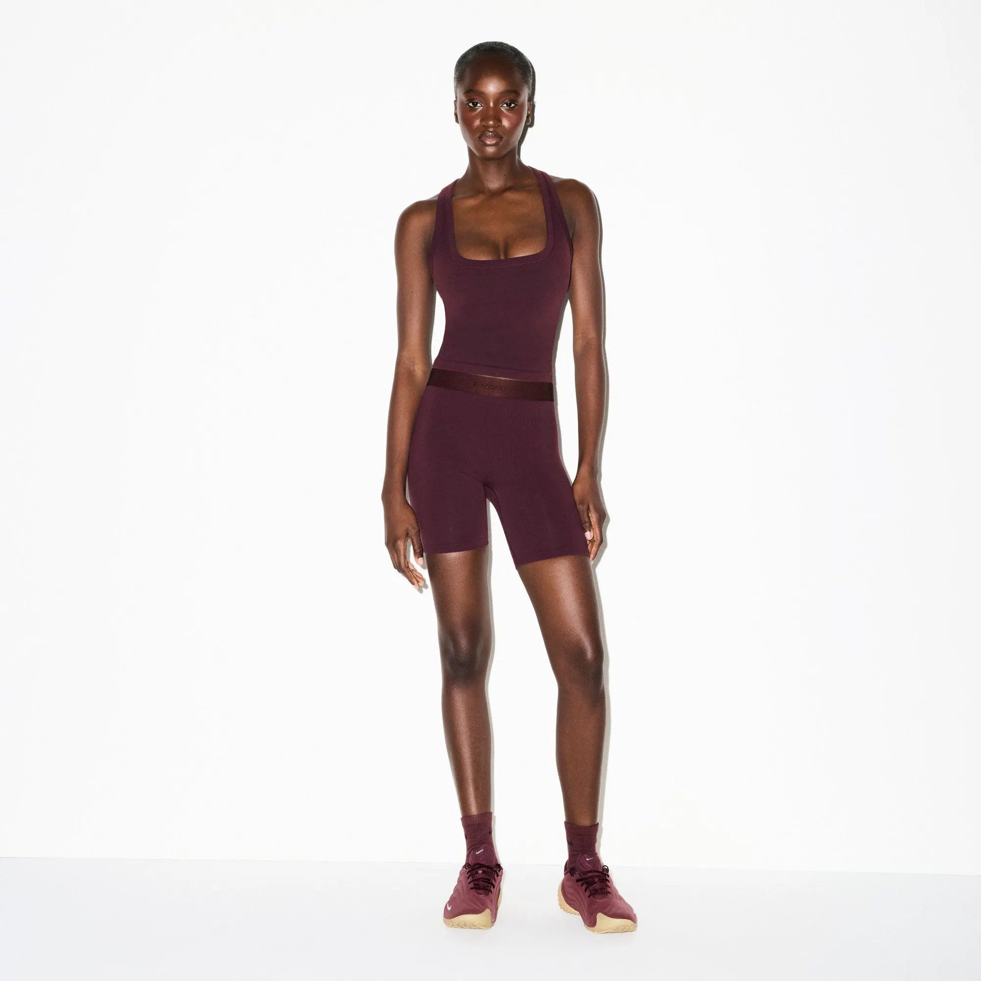 NikeSKIMS VINTAGE SEAMLESS RACER BACK TANK | CURRANT ON A MODEL FRONT VIEW @ | FOCUS: 0.0, 1.0, 0.9