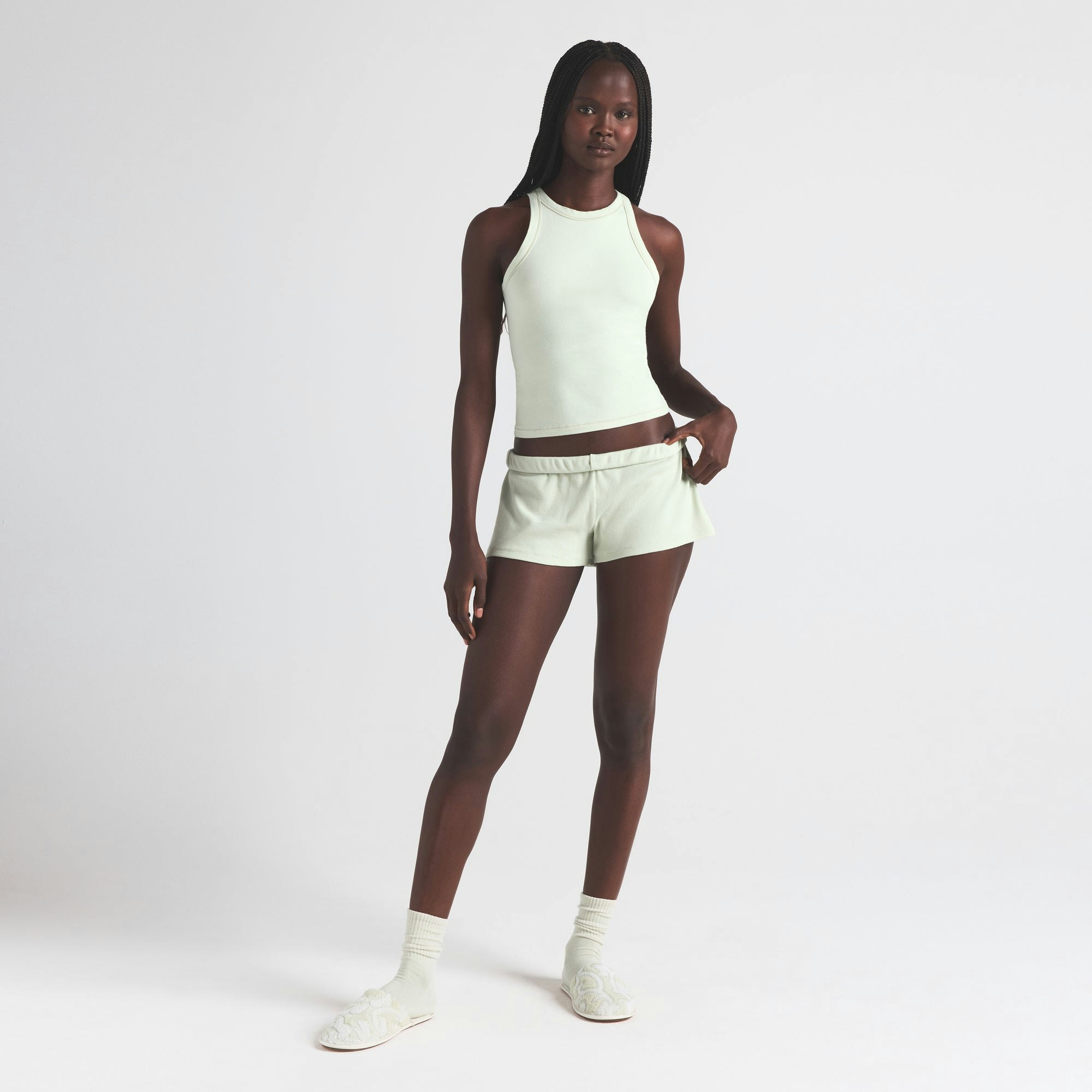 COTTON JERSEY CREW NECK TANK | SPEARMINT ON A MODEL FRONT VIEW | FOCUS: 0.0, 1.0, 0.9