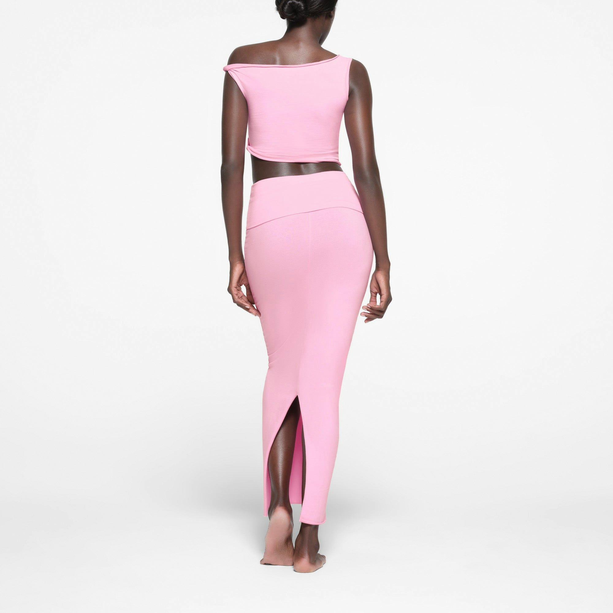 COTTON TWIST CROPPED TIE TOP | COTTON CANDY ON A MODEL BACK VIEW