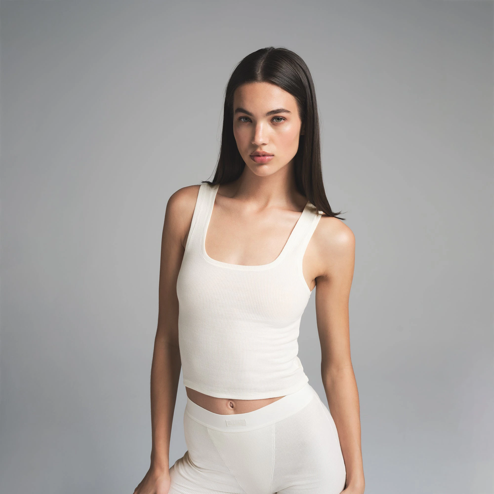 COTTON RIB TANK 3-PACK | PETAL MULTI ON A MODEL FRONT VIEW | FOCUS: 0.0, 1.0, 0.9