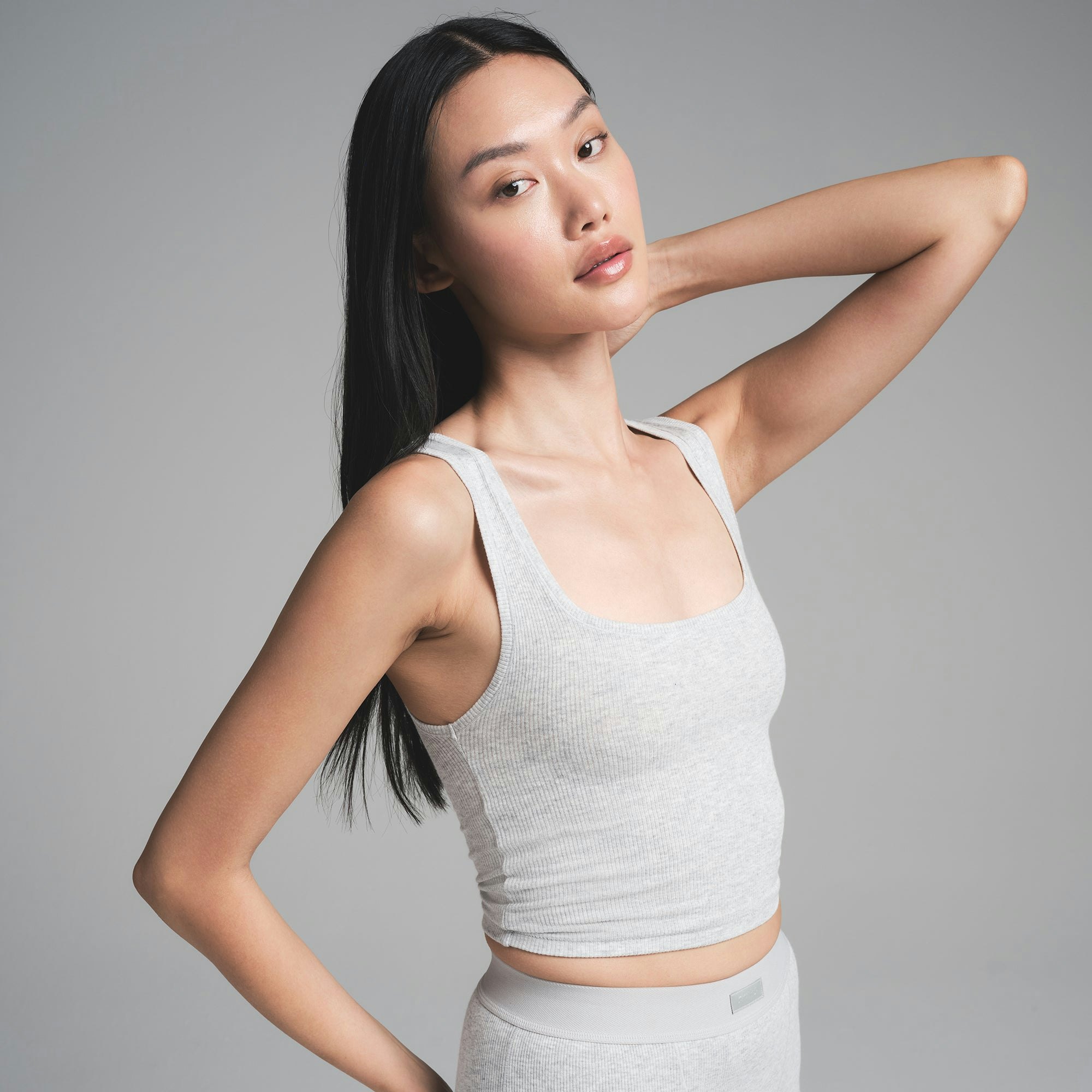 COTTON RIB TANK 3-PACK | SUGAR PINK MULTI ON A MODEL FRONT VIEW | FOCUS: 0.0, 1.0, 0.9