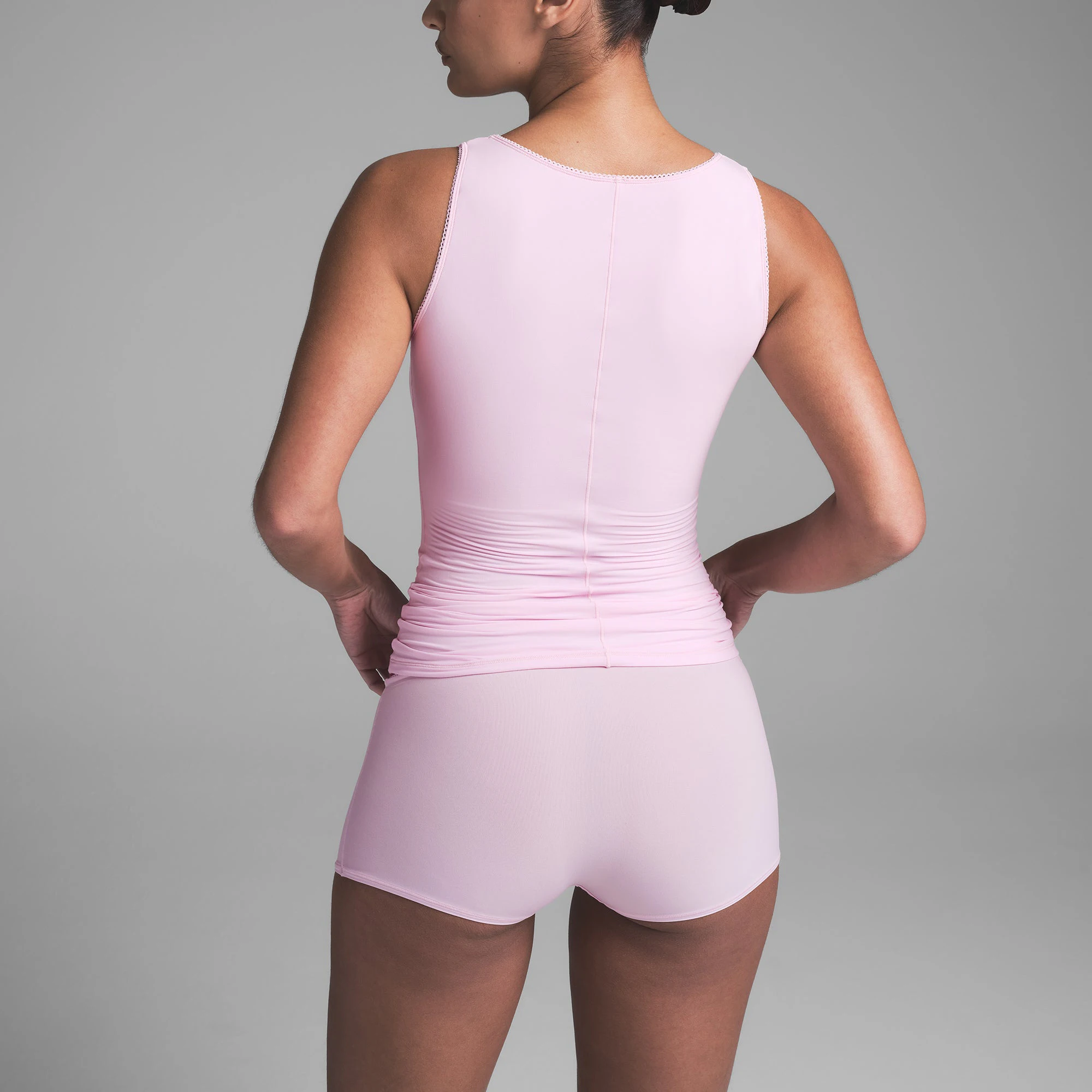 FITS EVERYBODY PICOT SCOOP NECK TANK | CHERRY BLOSSOM TONAL ON A MODEL BACK VIEW | FOCUS: 0.0, 1.0, 0.9