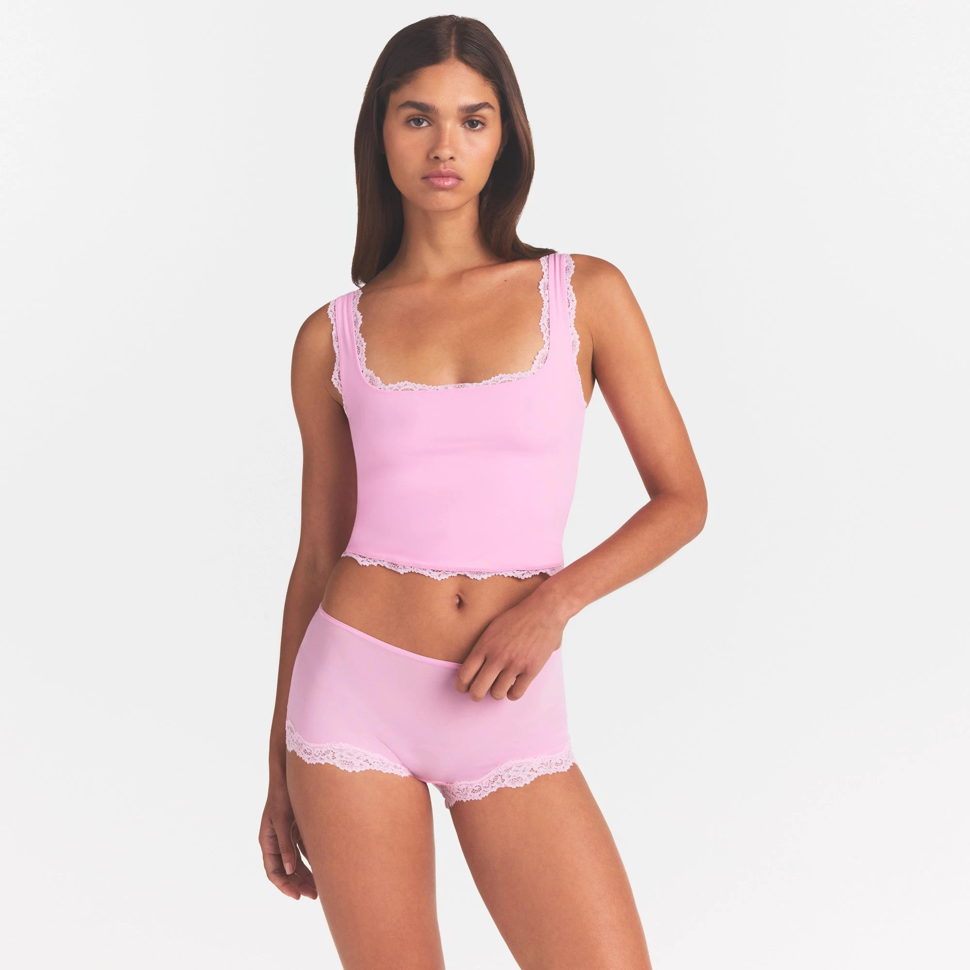 FITS EVERYBODY LACE TANK | BUBBLE GUM TONAL ON A MODEL SIDE VIEW