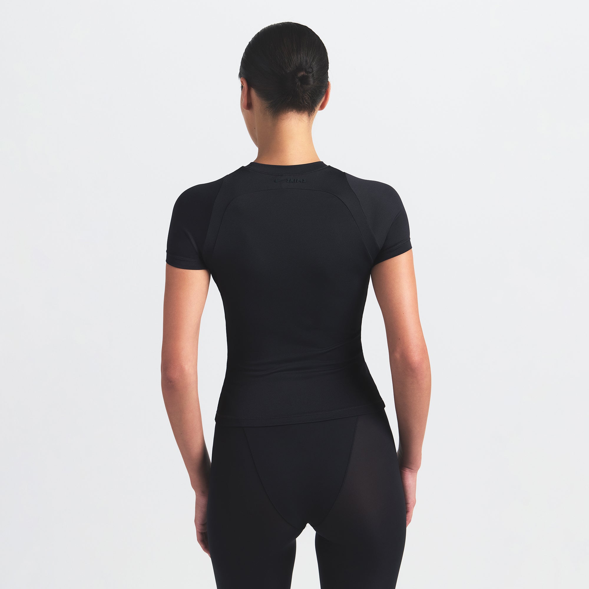 NikeSKIMS AIRY BABY TEE | OBSIDIAN | SKIMS