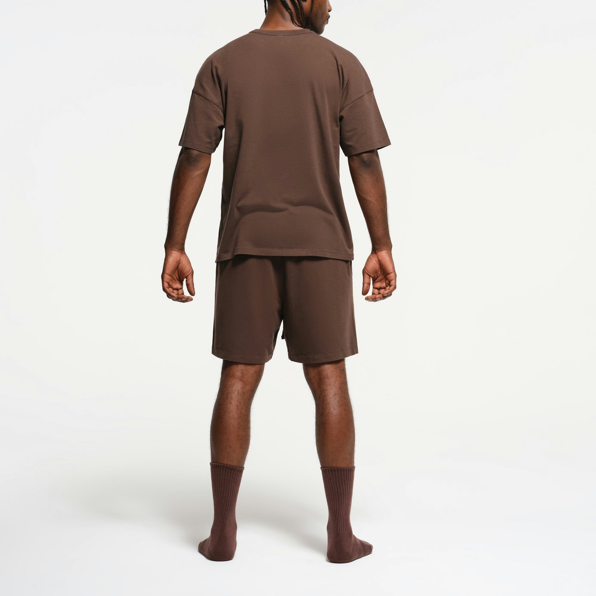 JERSEY LOUNGE MENS OVERSIZED T-SHIRT | MUD ON A MODEL BACK VIEW