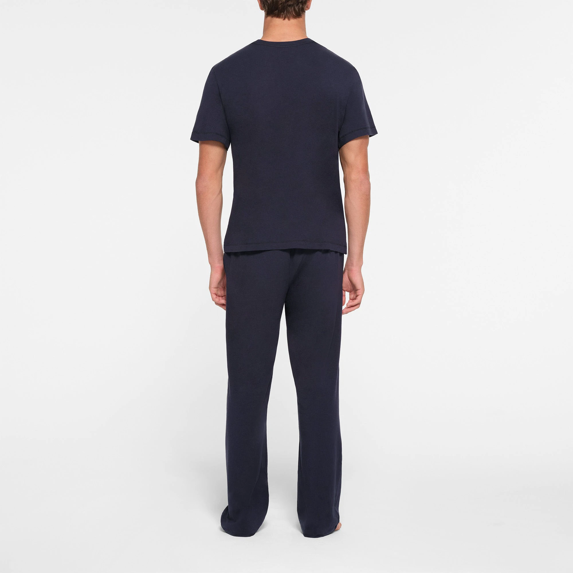 JERSEY SLEEP MENS T-SHIRT | MIDNIGHT BLUE ON A MODEL BACK VIEW