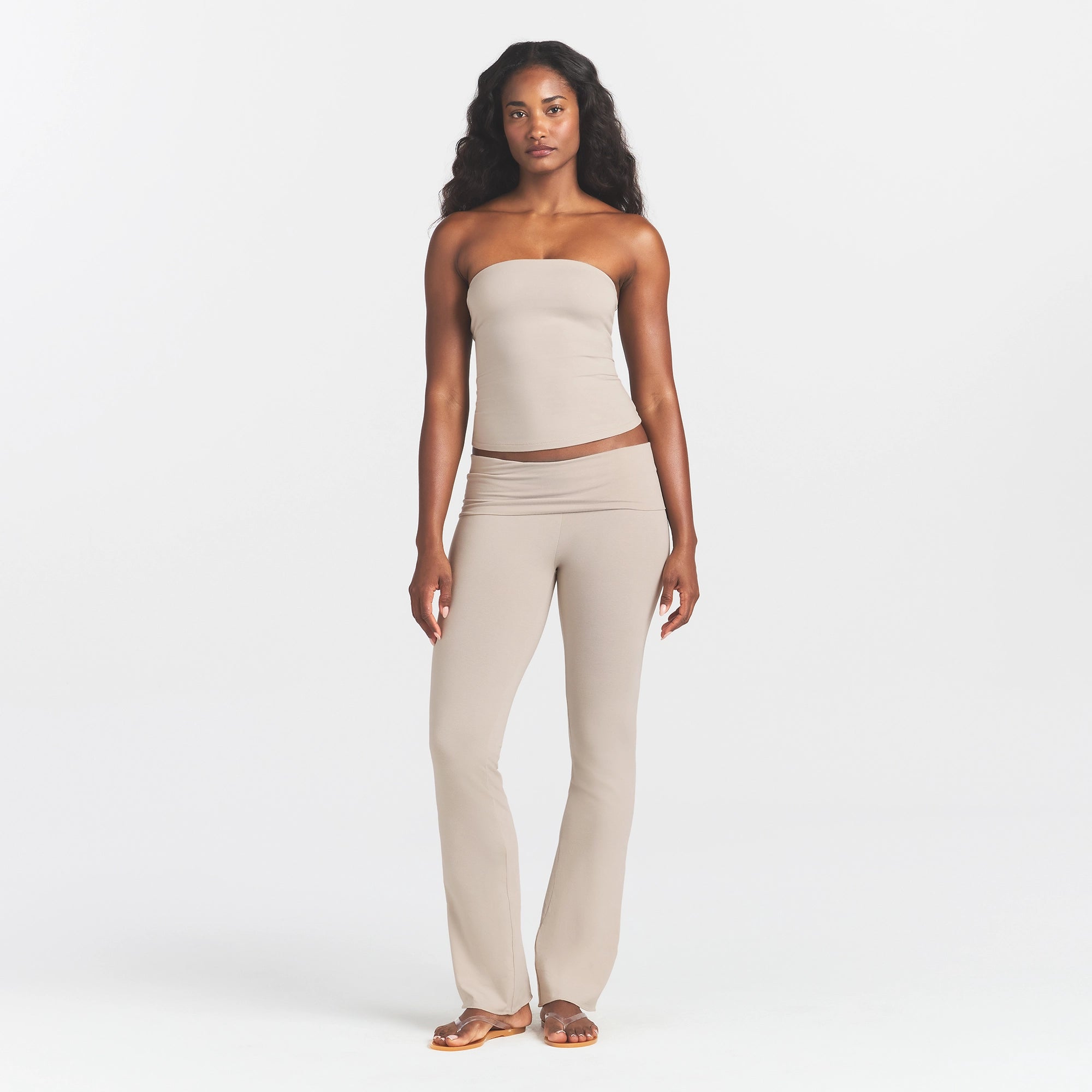 COTTON JERSEY TUBE TOP | STONE ON A MODEL FRONT VIEW @ | FOCUS: 0.0, 1.0, 0.9