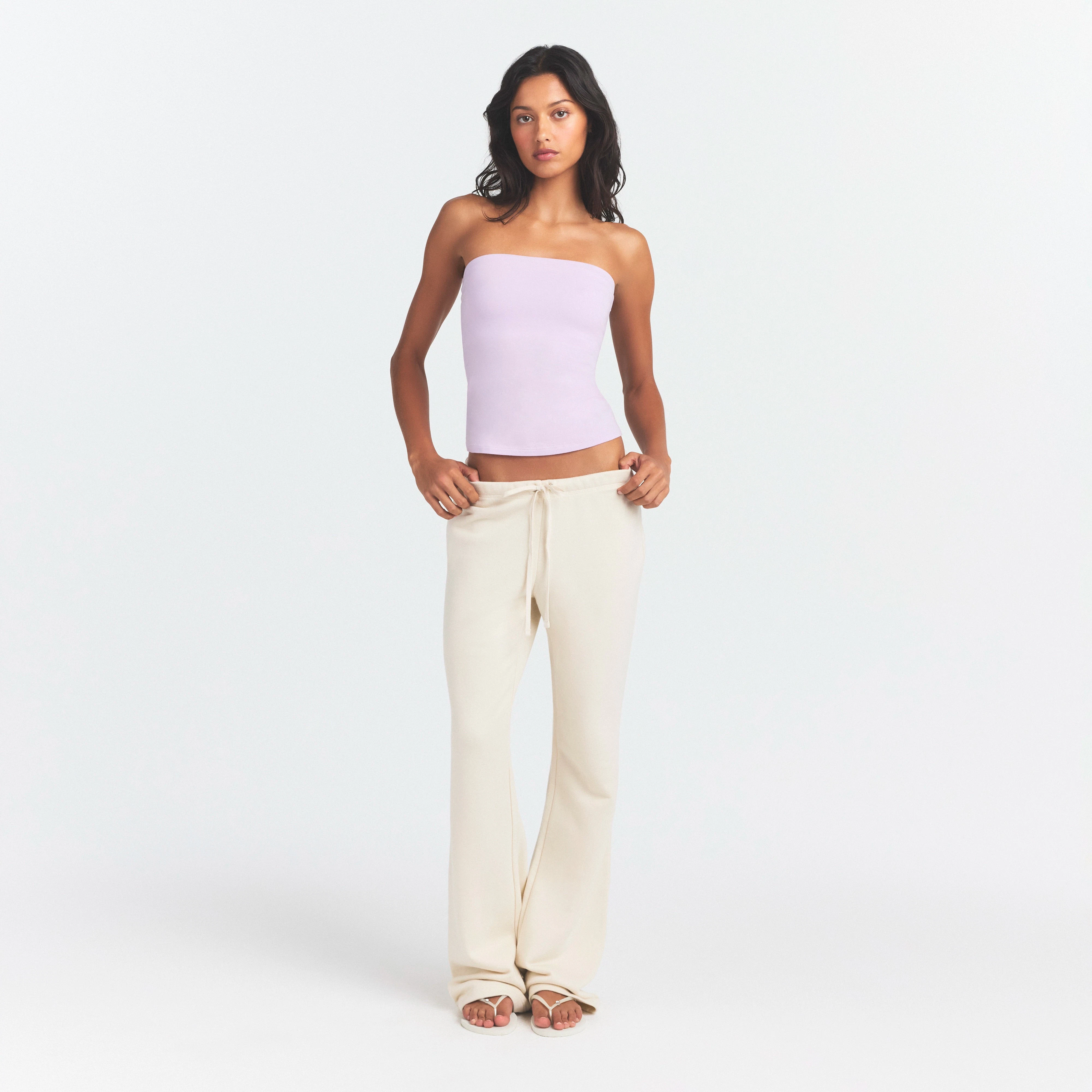 COTTON JERSEY TUBE TOP | SUGAR PLUM ON A MODEL FRONT VIEW @ | FOCUS: 0.0, 1.0, 0.9