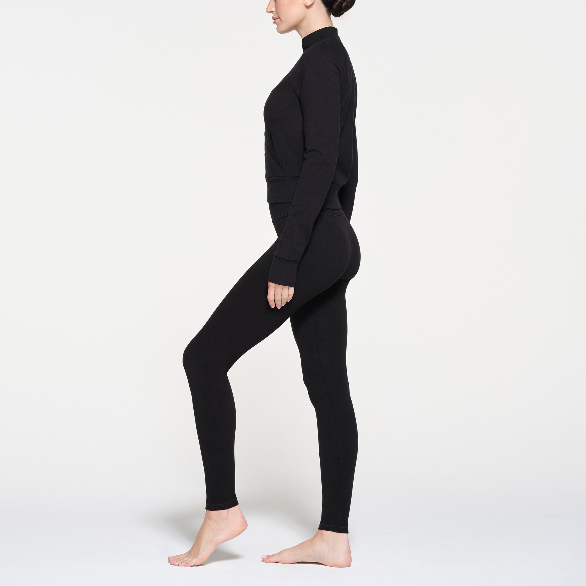 OUTDOOR TRACK JACKET | ONYX | XXS