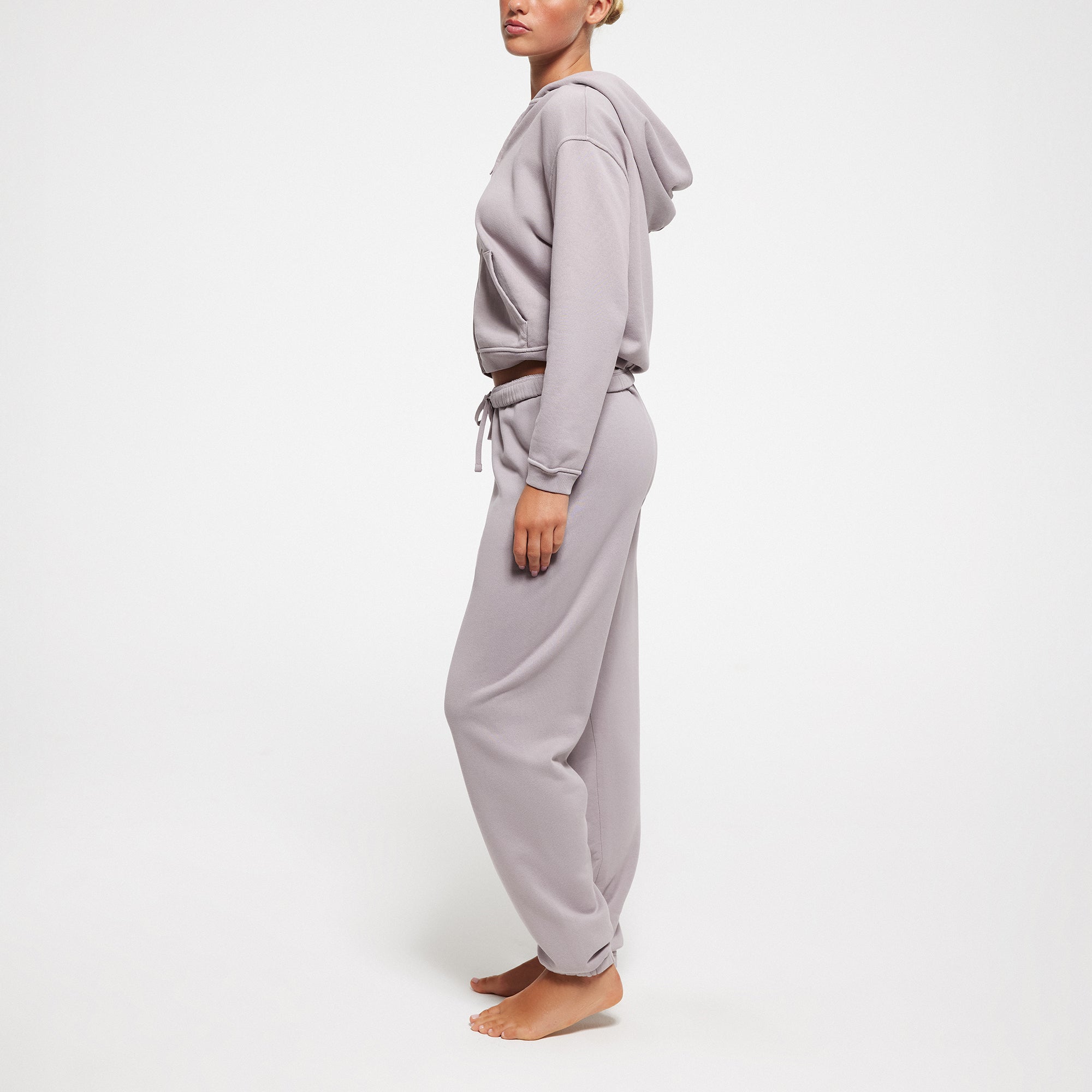 SKIMS-LOUNGEWEAR-TP-ZUP-5555W-
