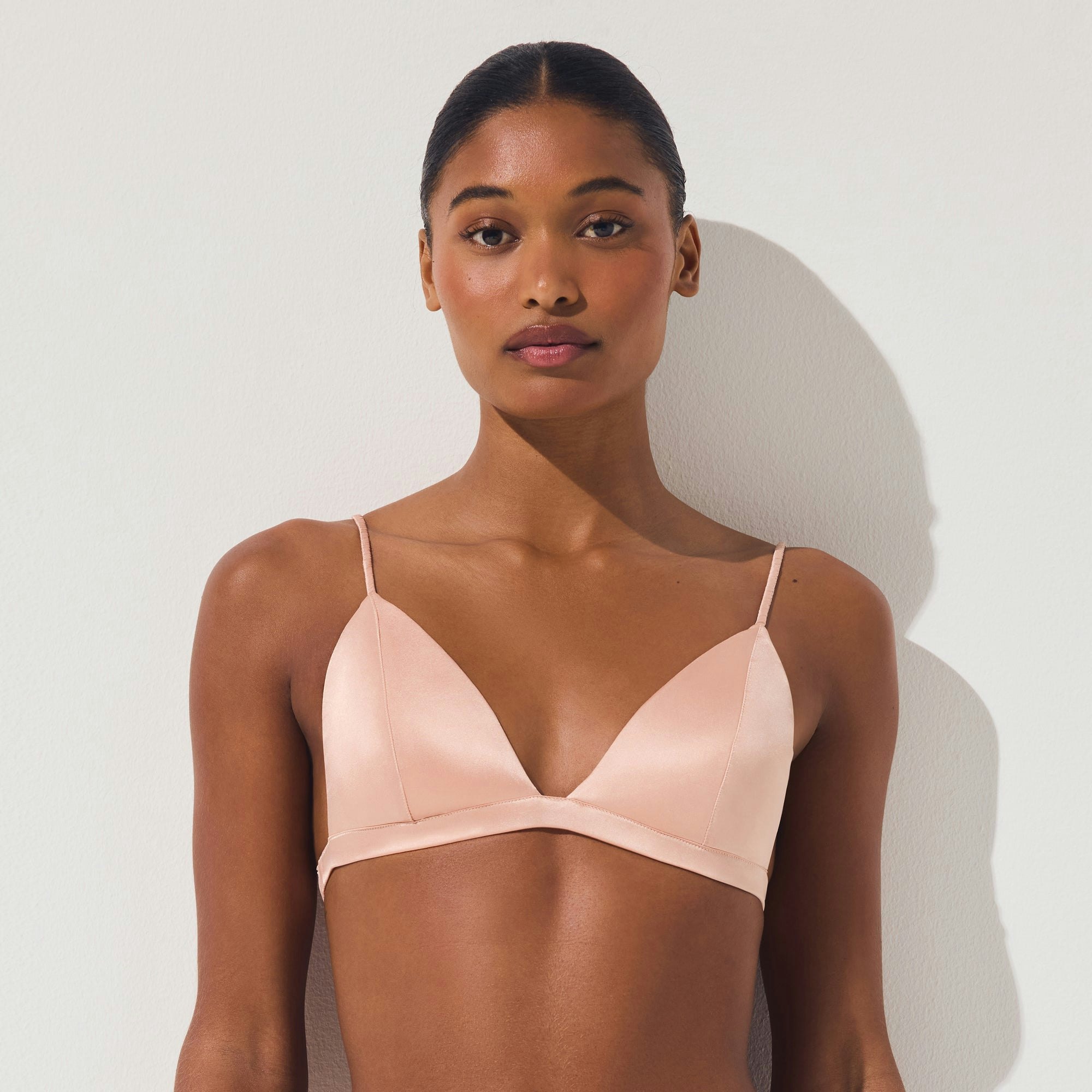 SILK TRIANGLE BRALETTE | VILLA ON A MODEL SIDE VIEW | FOCUS: 0.0, 1.0, 0.9