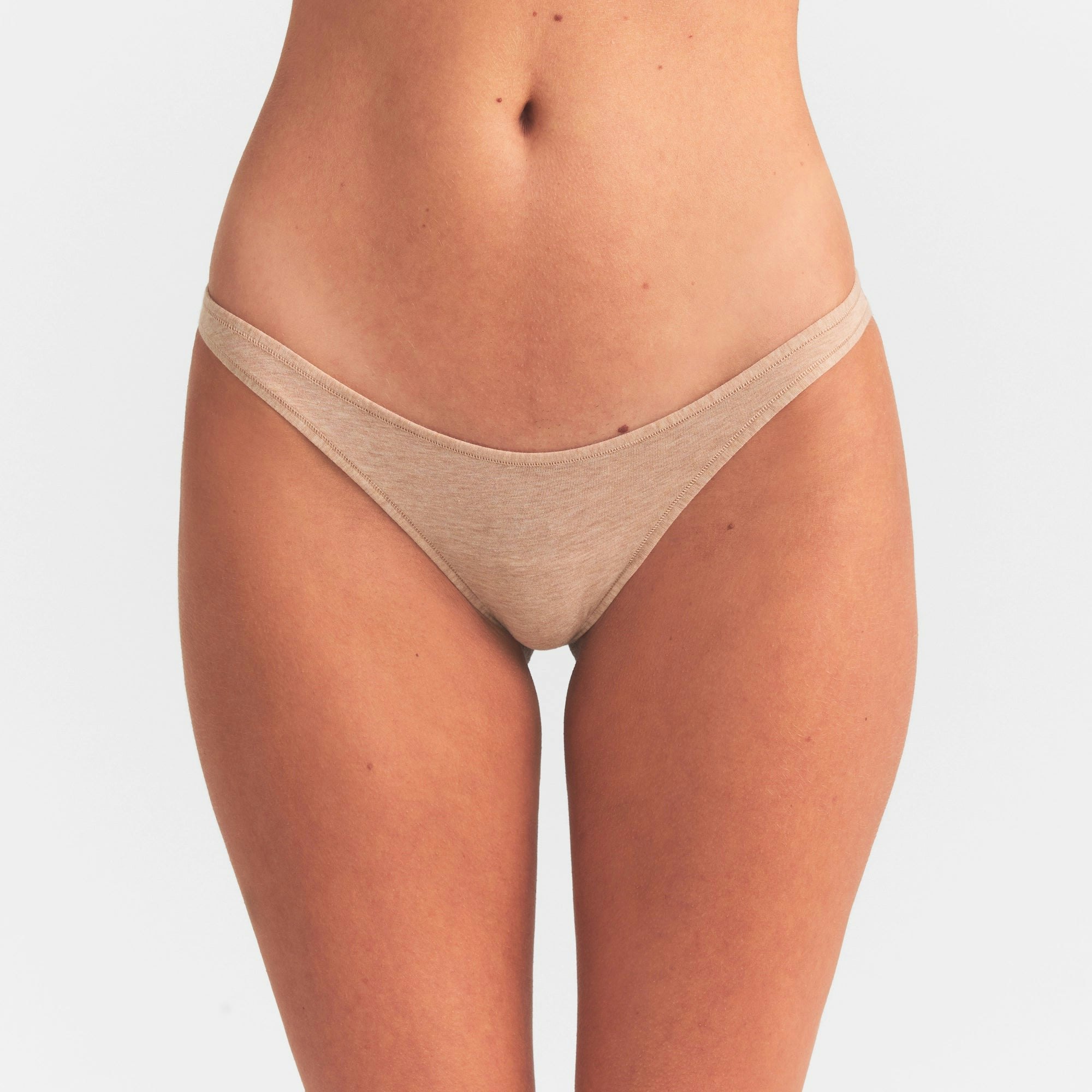 EVERYDAY COTTON BIKINI | CLAY HEATHER ON A MODEL SIDE VIEW @ | FOCUS: 0.0, 1.0, 0.9