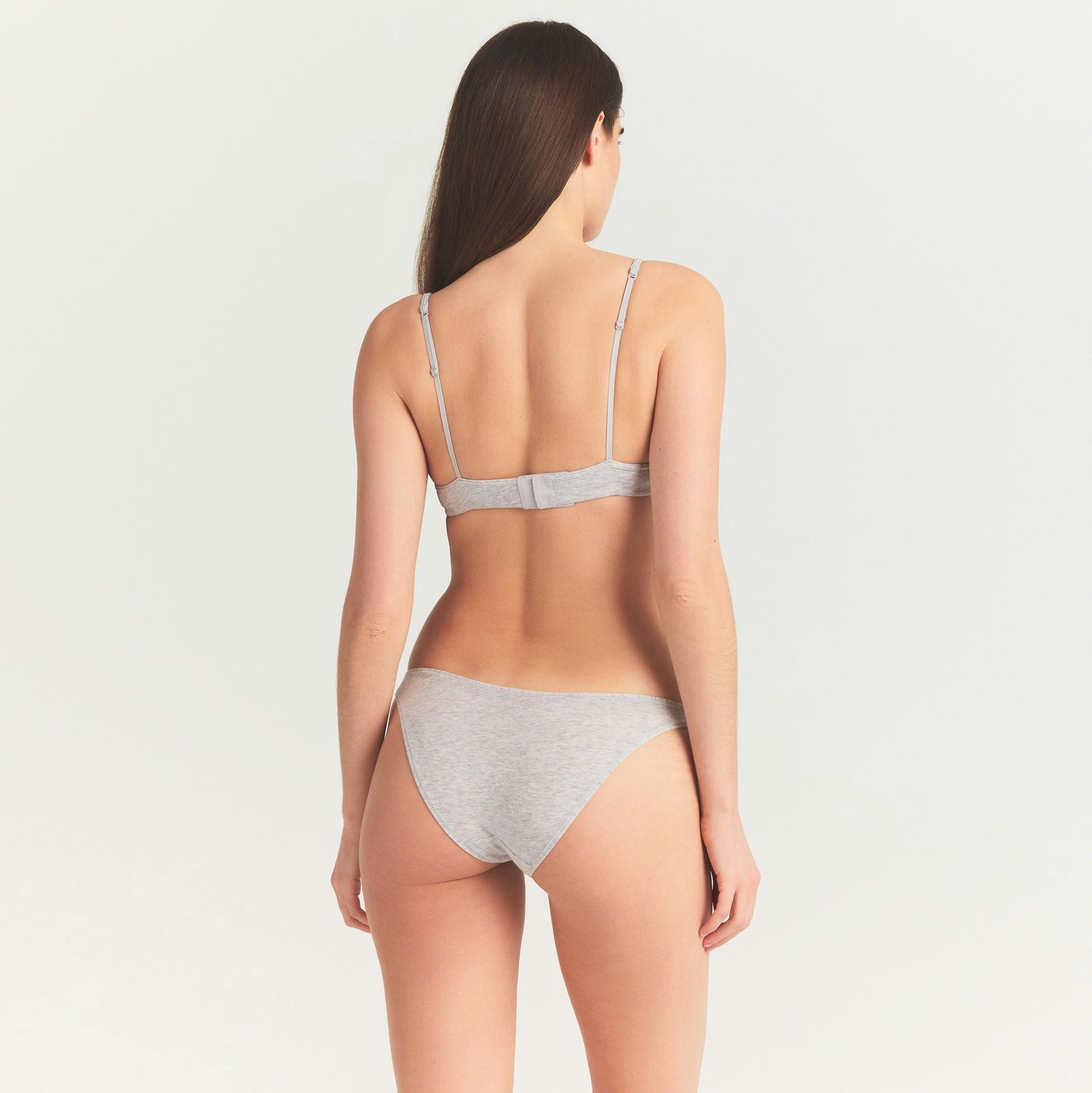 EVERYDAY COTTON BIKINI | LIGHT HEATHER GREY ON A MODEL SIDE VIEW @ | FOCUS: 0.0, 1.0, 0.9