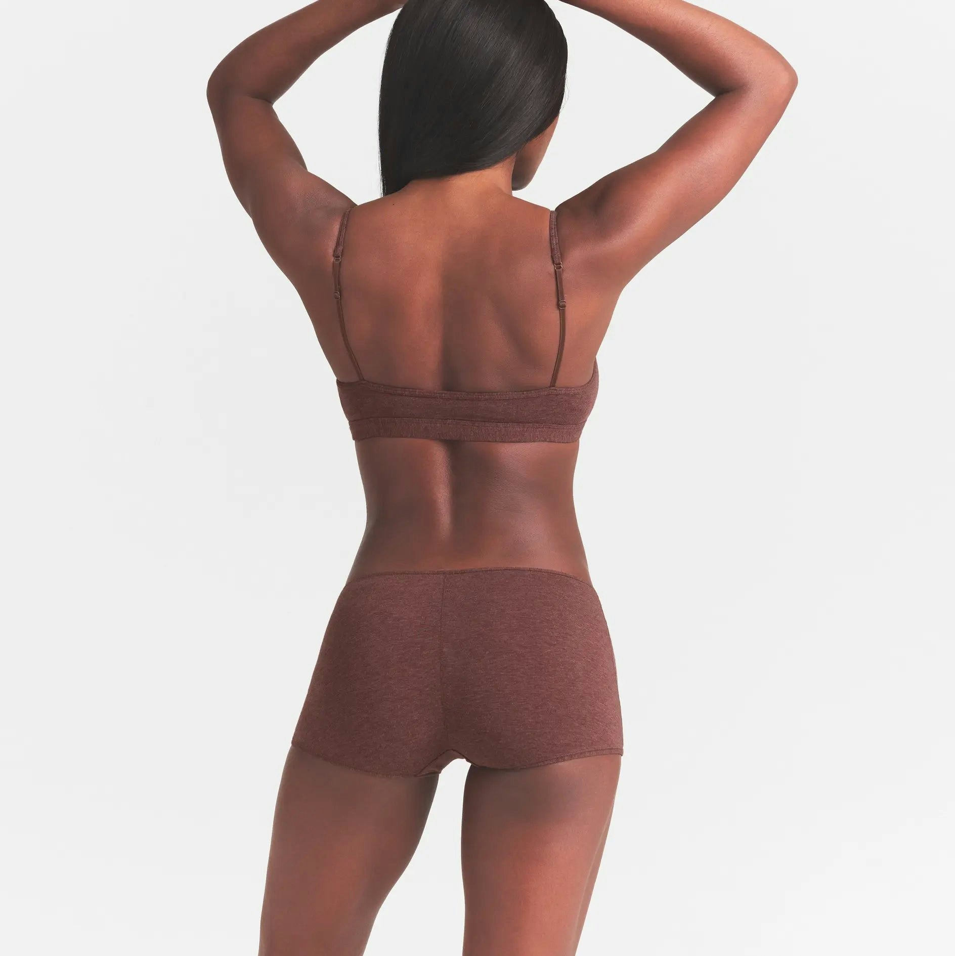 EVERYDAY COTTON BOY SHORT | COCOA HEATHER ON A MODEL SIDE VIEW @ | FOCUS: 0.0, 1.0, 0.9