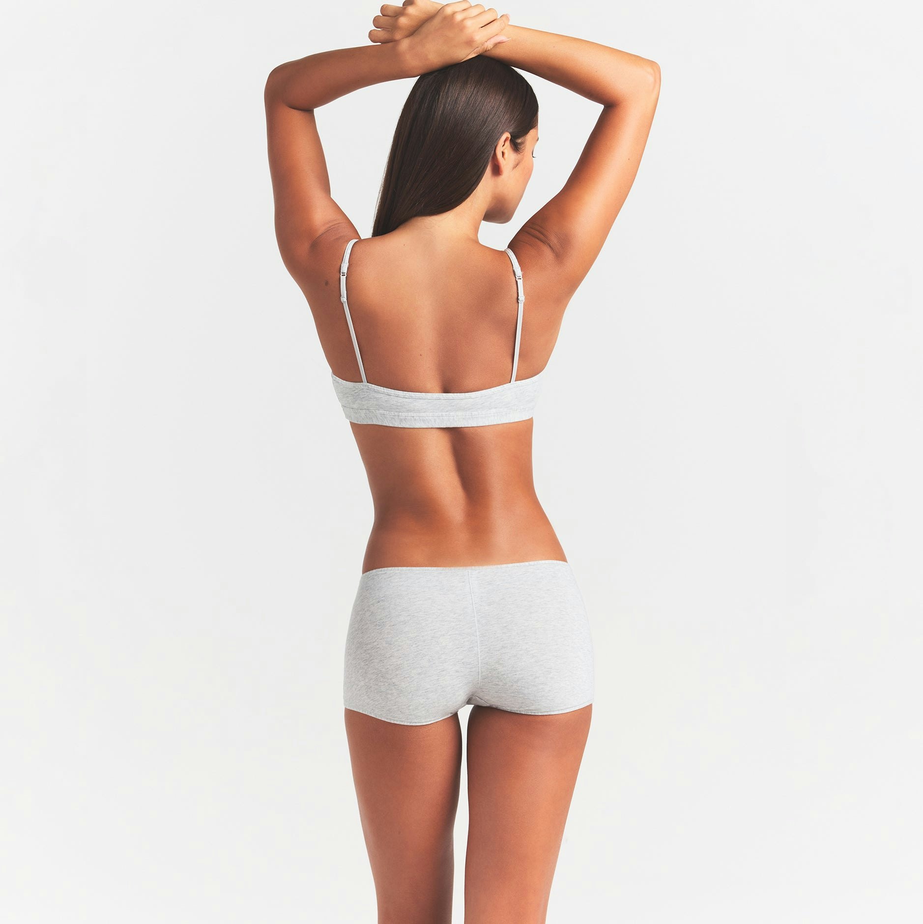 EVERYDAY COTTON BOY SHORT | LIGHT HEATHER GREY ON A MODEL BACK VIEW @ | FOCUS: 0.0, 1.0, 0.9