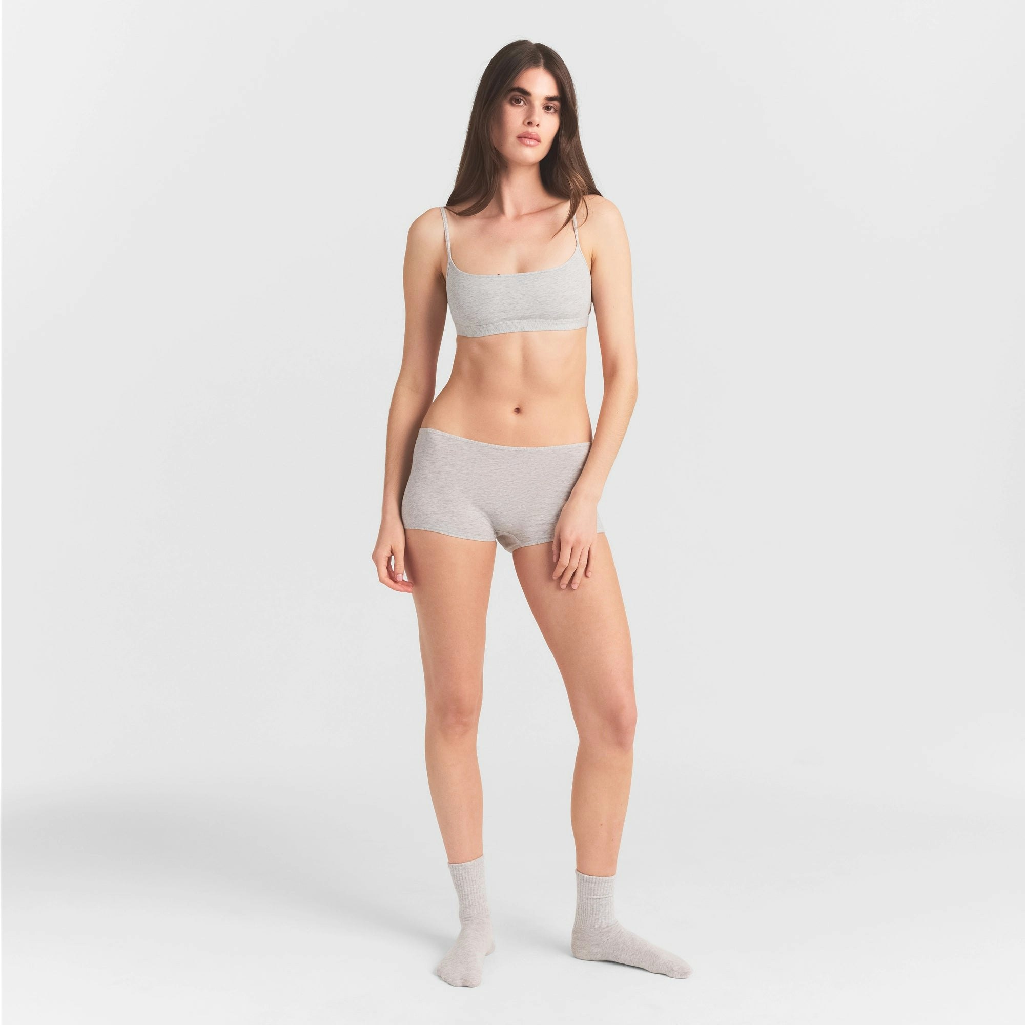 EVERYDAY COTTON BOY SHORT | LIGHT HEATHER GREY ON A MODEL FRONT VIEW @ | FOCUS: 0.0, 1.0, 0.9