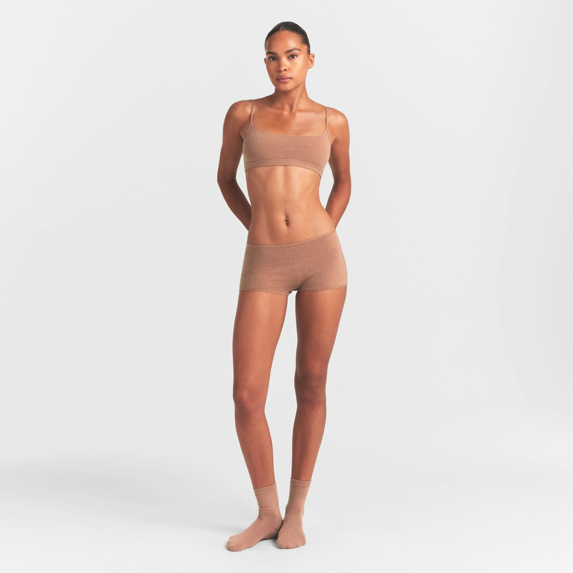 EVERYDAY COTTON BOY SHORT | SIENNA HEATHER ON A MODEL FRONT VIEW @ | FOCUS: 0.0, 1.0, 0.9