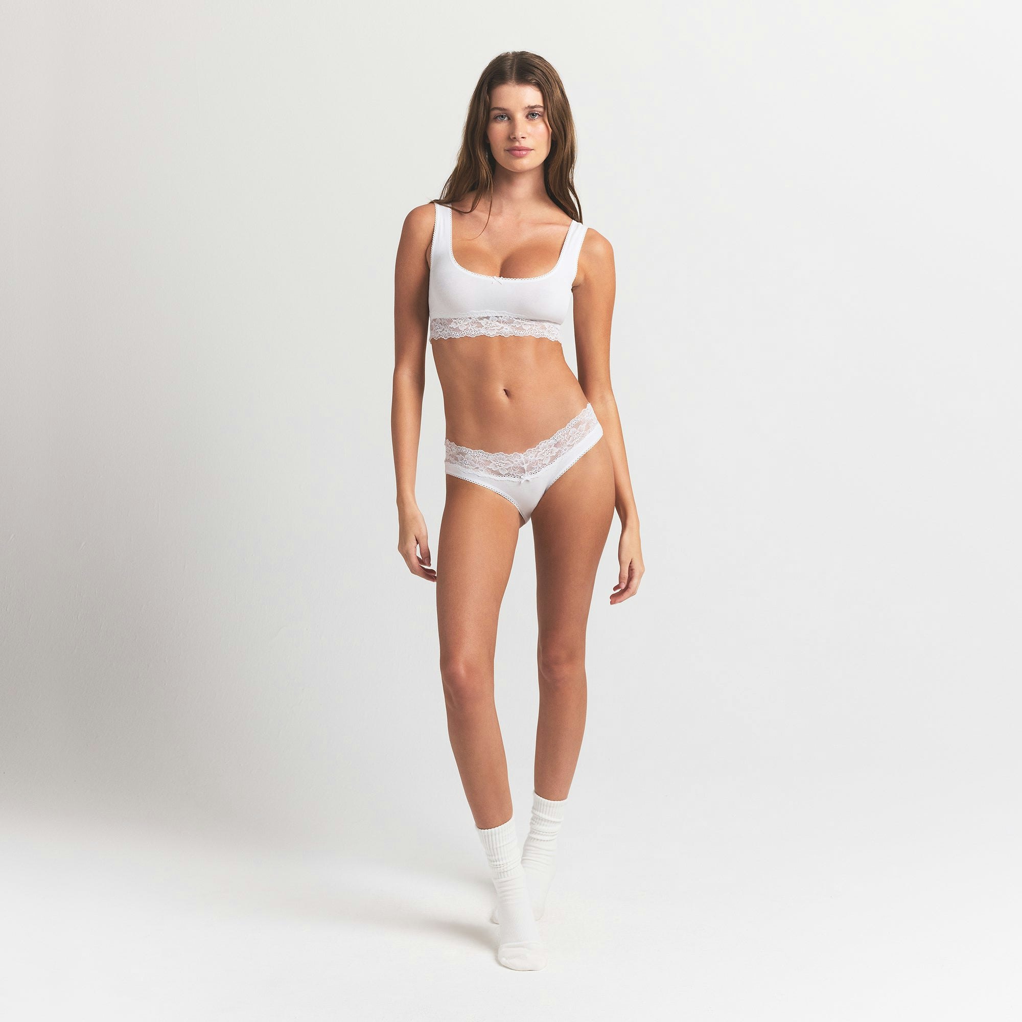 LIGHTWEIGHT COTTON WIDE LACE BRIEF | SNOW ON A MODEL FRONT VIEW @ | FOCUS: 0.0, 1.0, 0.9