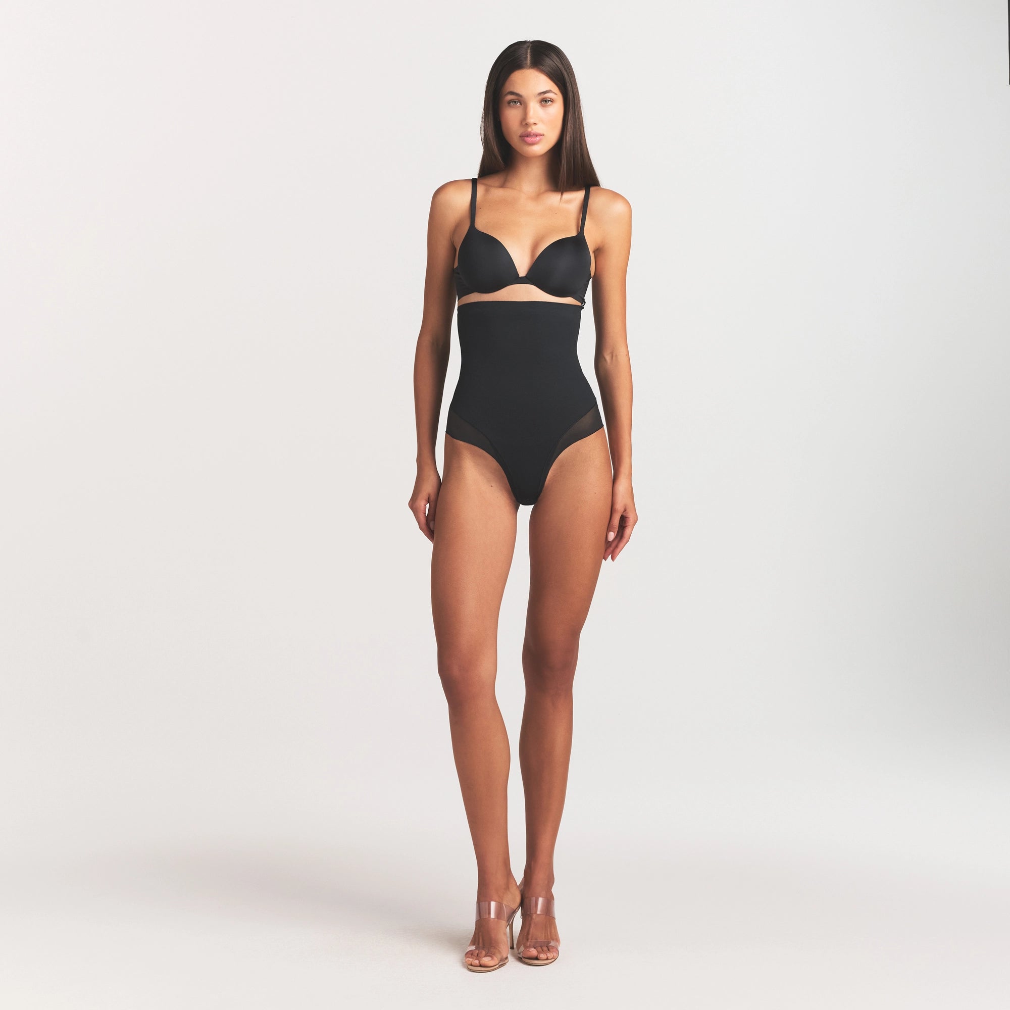POWER MESH SHAPEWEAR CORE SCULPT HIGH-WAISTED BRIEF | ONYX ON A MODEL FRONT VIEW @ | FOCUS: 0.0, 1.0, 0.9