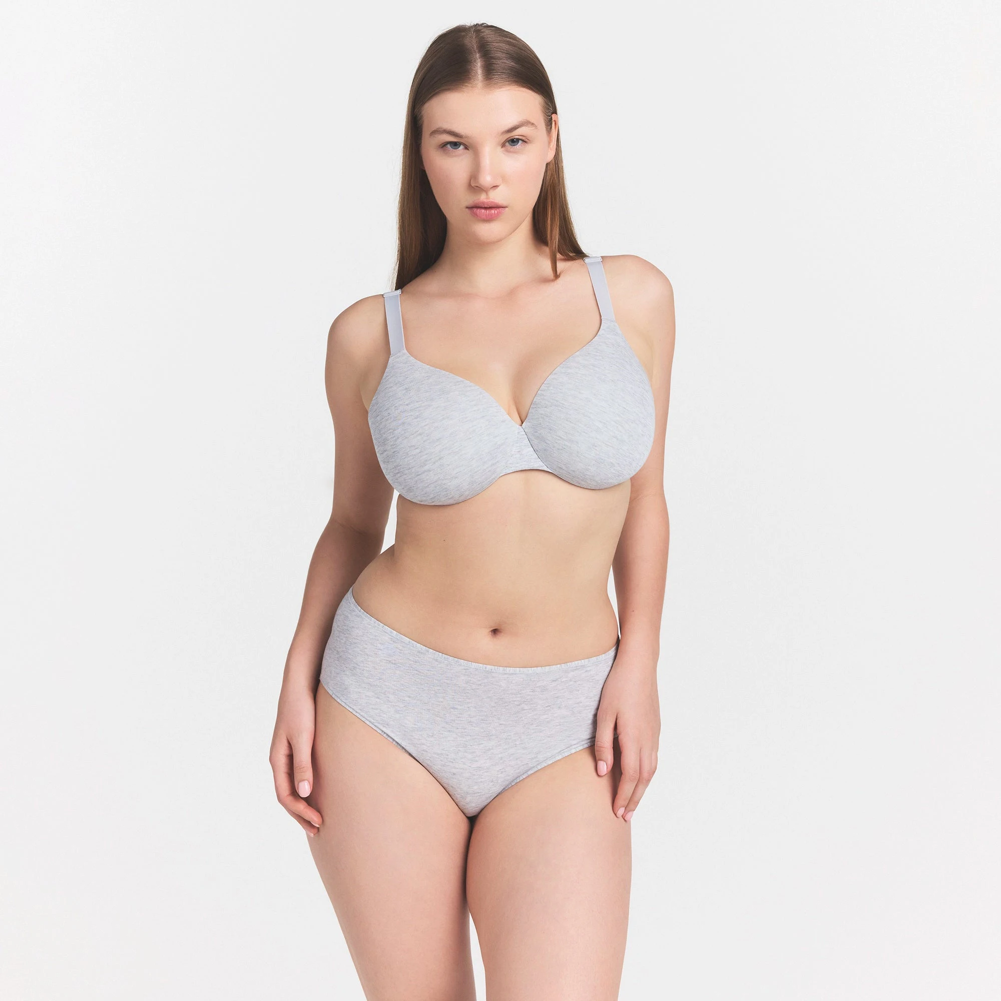 EVERYDAY COTTON BRIEF | LIGHT HEATHER GREY ON A MODEL SIDE VIEW @ | FOCUS: 0.0, 1.0, 0.9