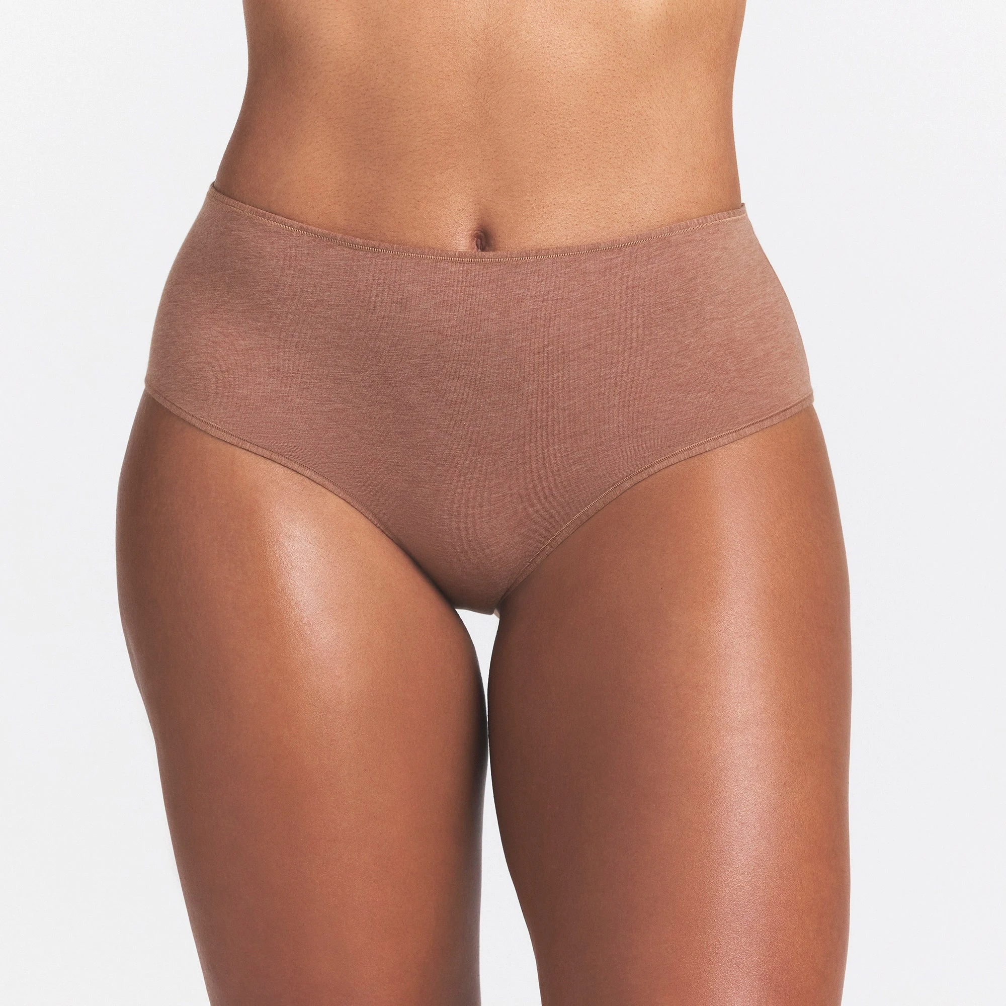 EVERYDAY COTTON BRIEF | SIENNA HEATHER ON A MODEL SIDE VIEW @ | FOCUS: 0.0, 1.0, 0.9