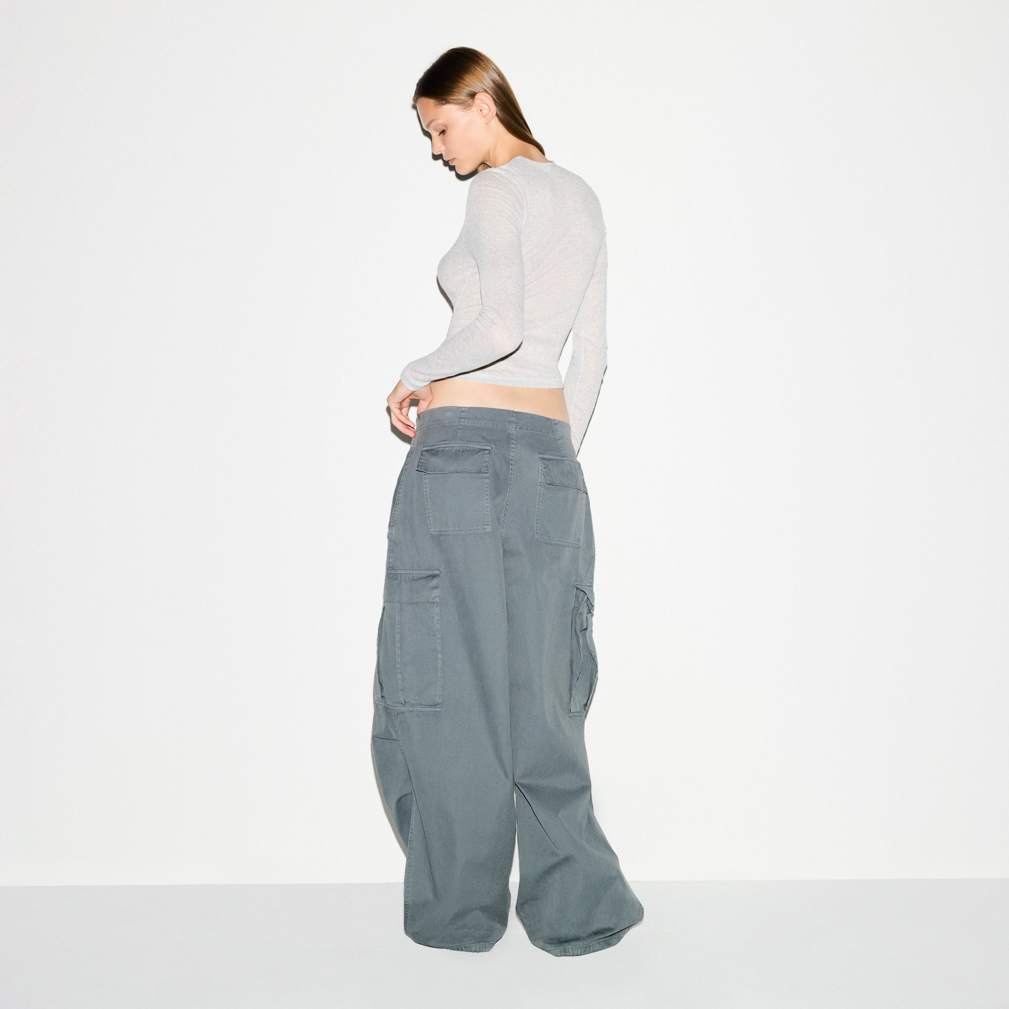 OUTDOOR WOVEN OVERSIZED CARGO PANT | ZIRCON
