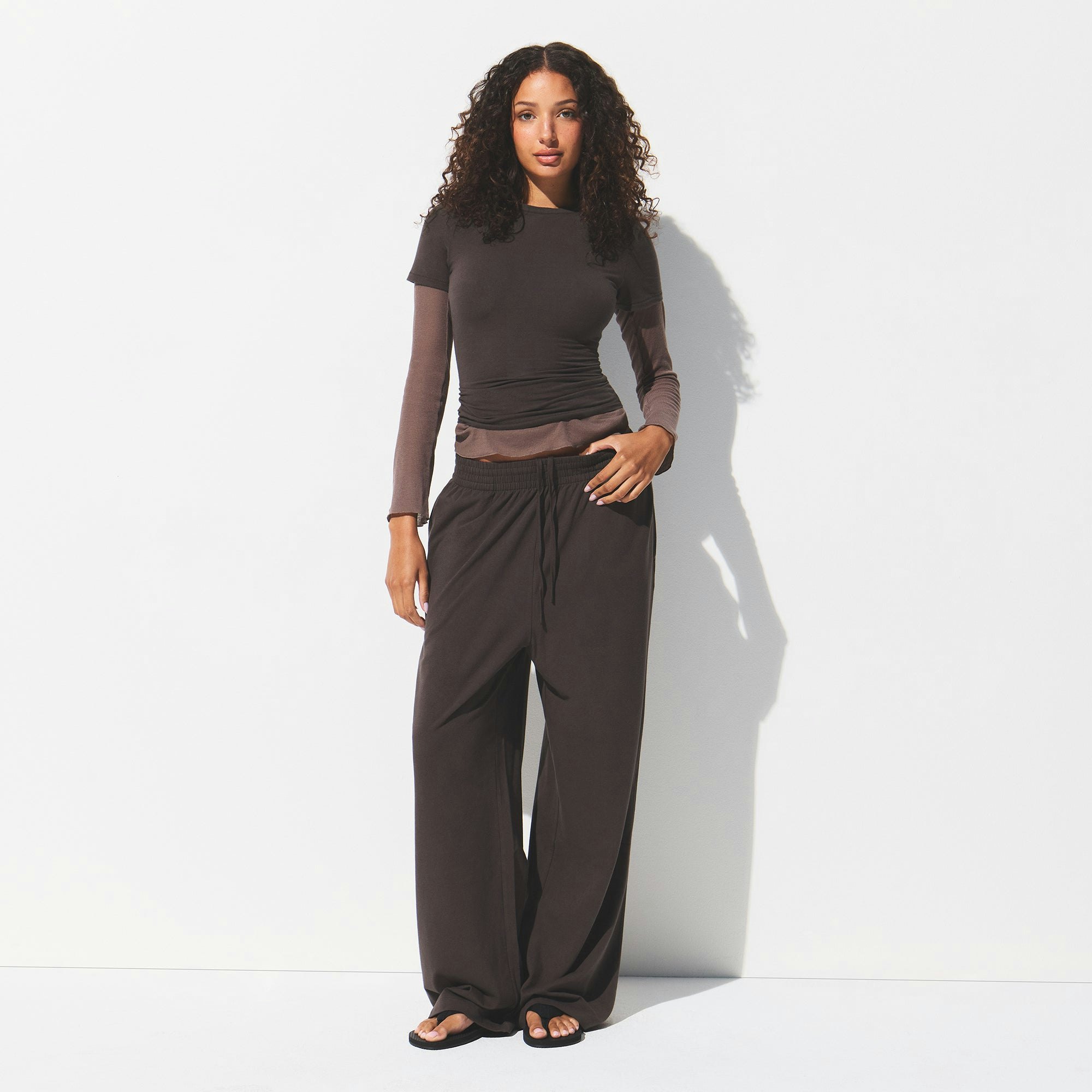 COTTON JERSEY WIDE LEG PANT | IRON ON A MODEL FRONT VIEW @ | FOCUS: 0.0, 1.0, 0.9