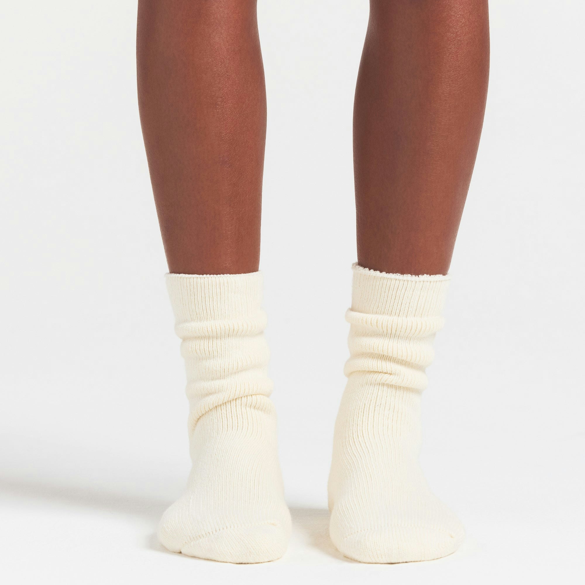 SKIMS FOR TEAM USA OLYMPIC LOUNGE SOCK | ECRUON A MODEL FRONT VIEW @ | FOCUS: 0.0, 1.0, 0.9