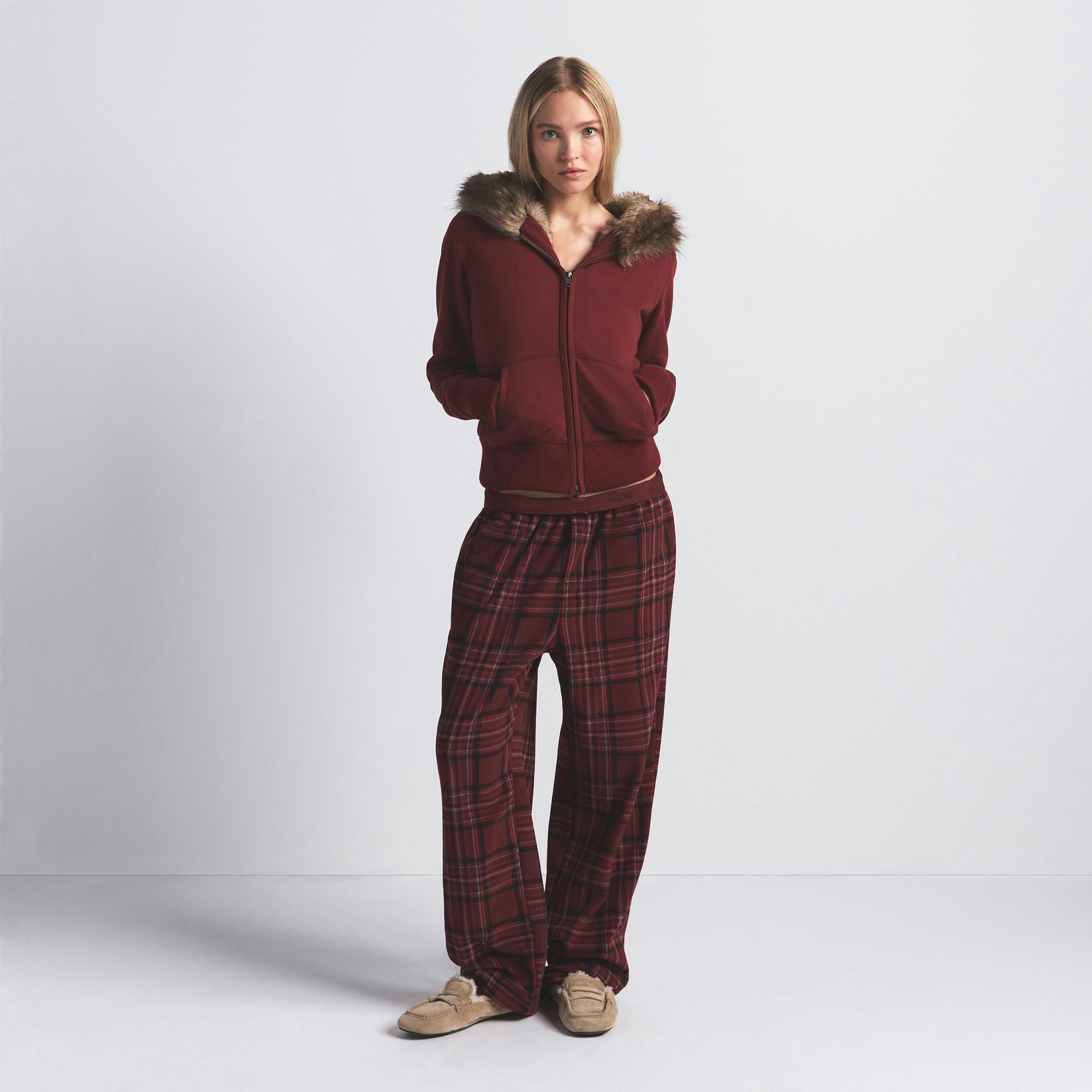 COTTON FLEECE FUR LINED ZIP UP HOODIE | MERLOT ON A MODEL FRONT VIEW @ | FOCUS: 0.0, 1.0, 0.9