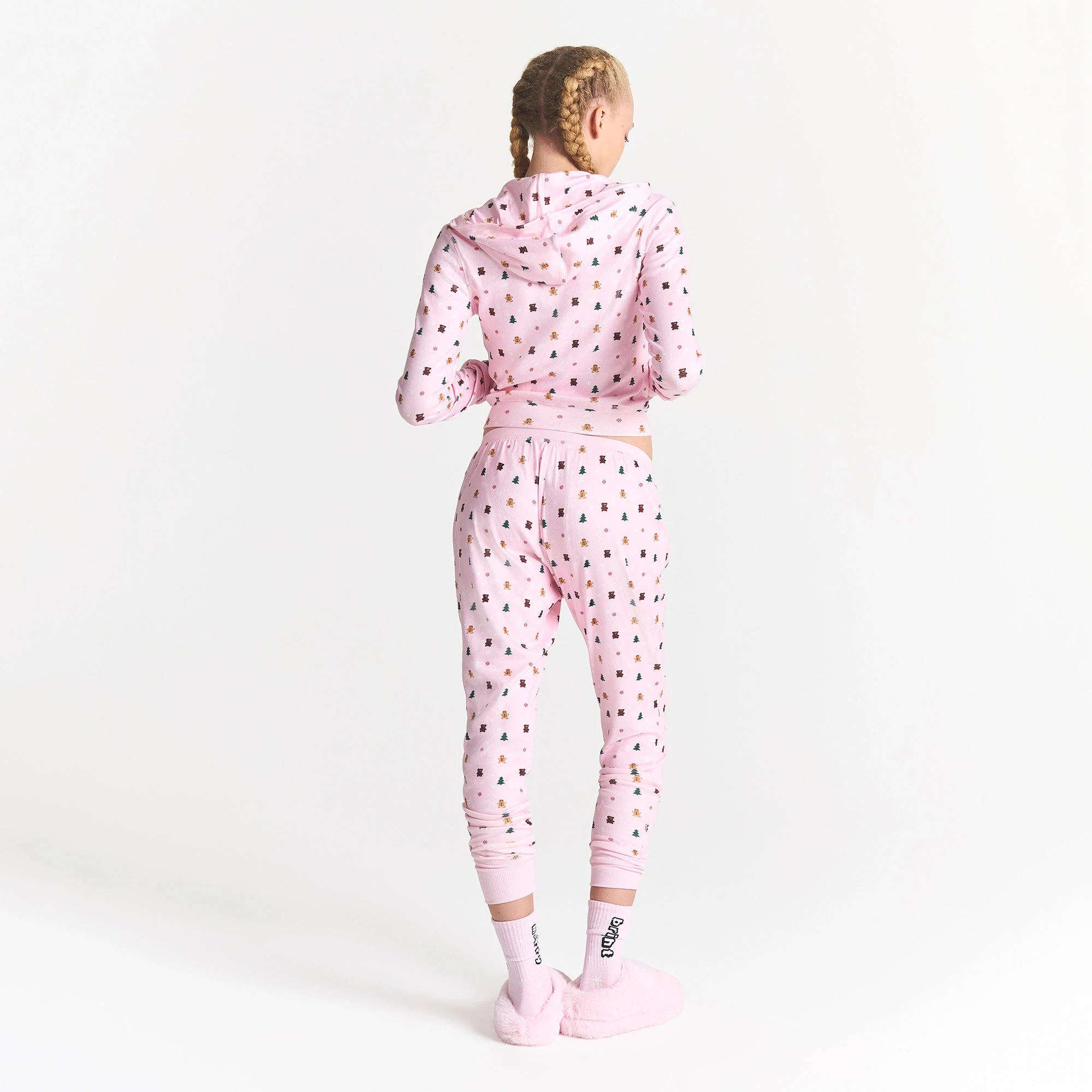 CACTUS PLANT FLEA MARKET X SKIMS PLUSH POINTELLE ZIP UP HOODIE | CHERRY BLOSSOM SNOW PRINT ON A MODEL BACK VIEW @ | FOCUS: 0.0, 1.0, 0.9