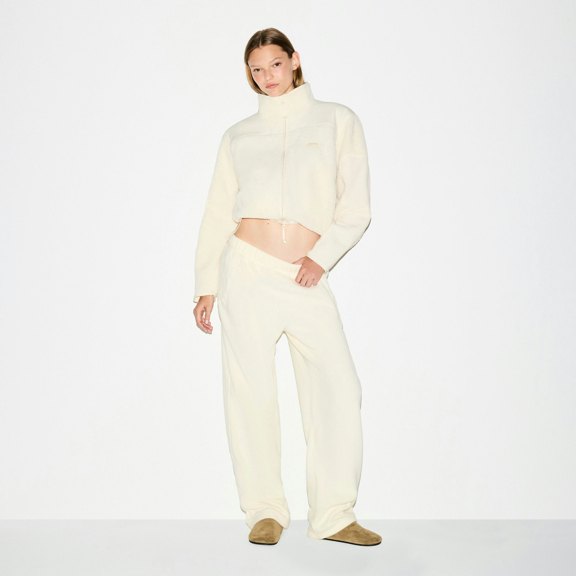 TEDDY BOXY ZIP UP JACKET | ECRU ON A MODEL FRONT VIEW @ | FOCUS: 0.0, 1.0, 0.9