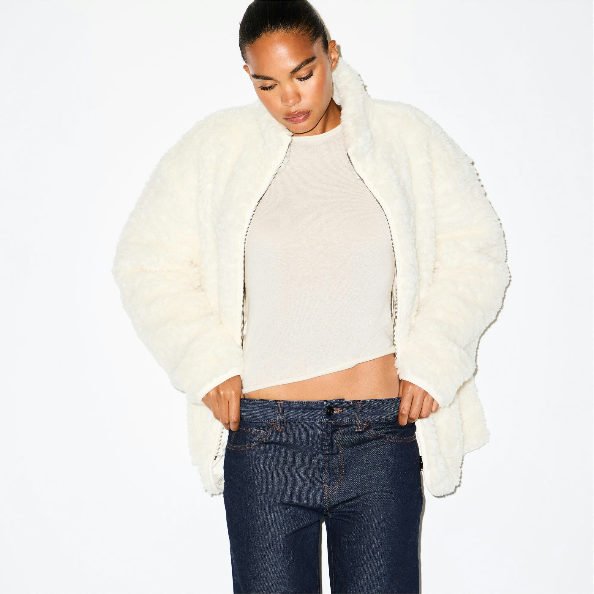 FAUX FUR OVERSIZED MOCK NECK JACKET | EGRET ON A MODEL SIDE VIEW @ | FOCUS: 0.0, 1.0, 0.9