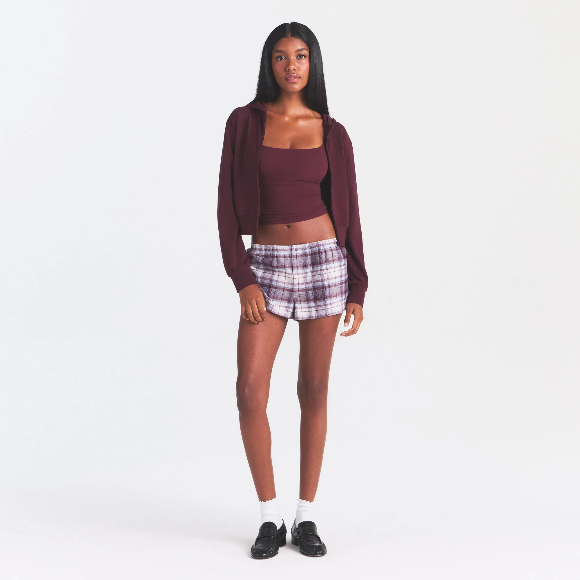 COTTON JERSEY ZIP UP HOODIE | CURRANT & LAYS FLAT ON A WHITE BACKGROUND | FLT