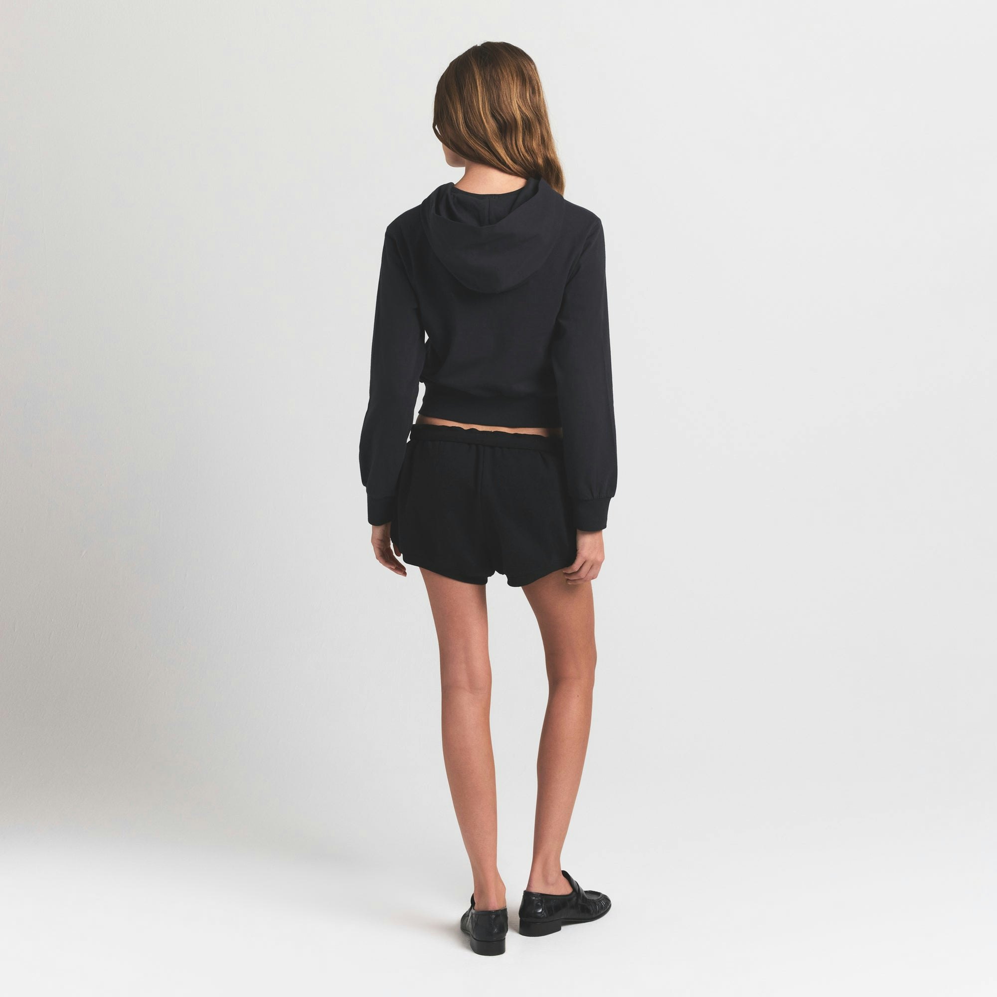 COTTON JERSEY ZIP UP HOODIE | SOOT ON A MODEL BACK VIEW S | FOCUS: 0.0, 1.0, 0.9
