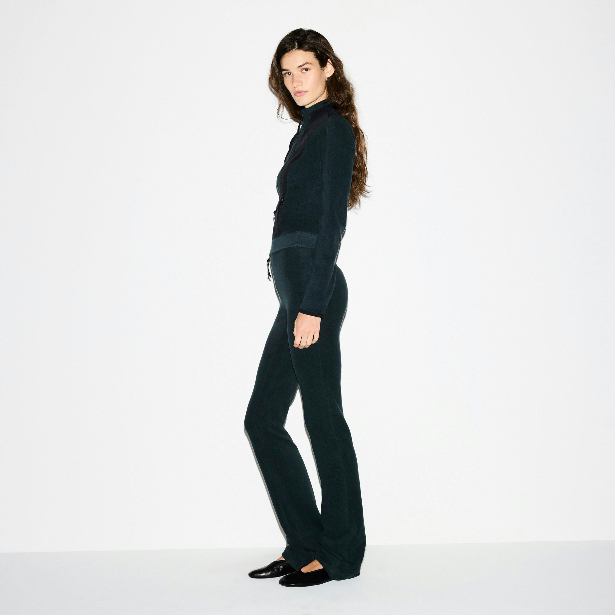 OUTDOOR FLEECE FITTED JACKET | DARK TEAL ON A MODEL SIDE VIEW @ | FOCUS: 0.0, 1.0, 0.9