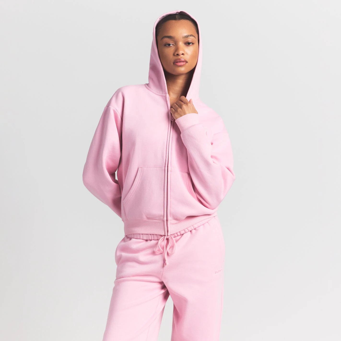 COTTON FLEECE CLASSIC ZIP UP HOODIE | HALITE ON A MODEL FRONT VIEW S | FOCUS: 0.0, 1.0, 0.9