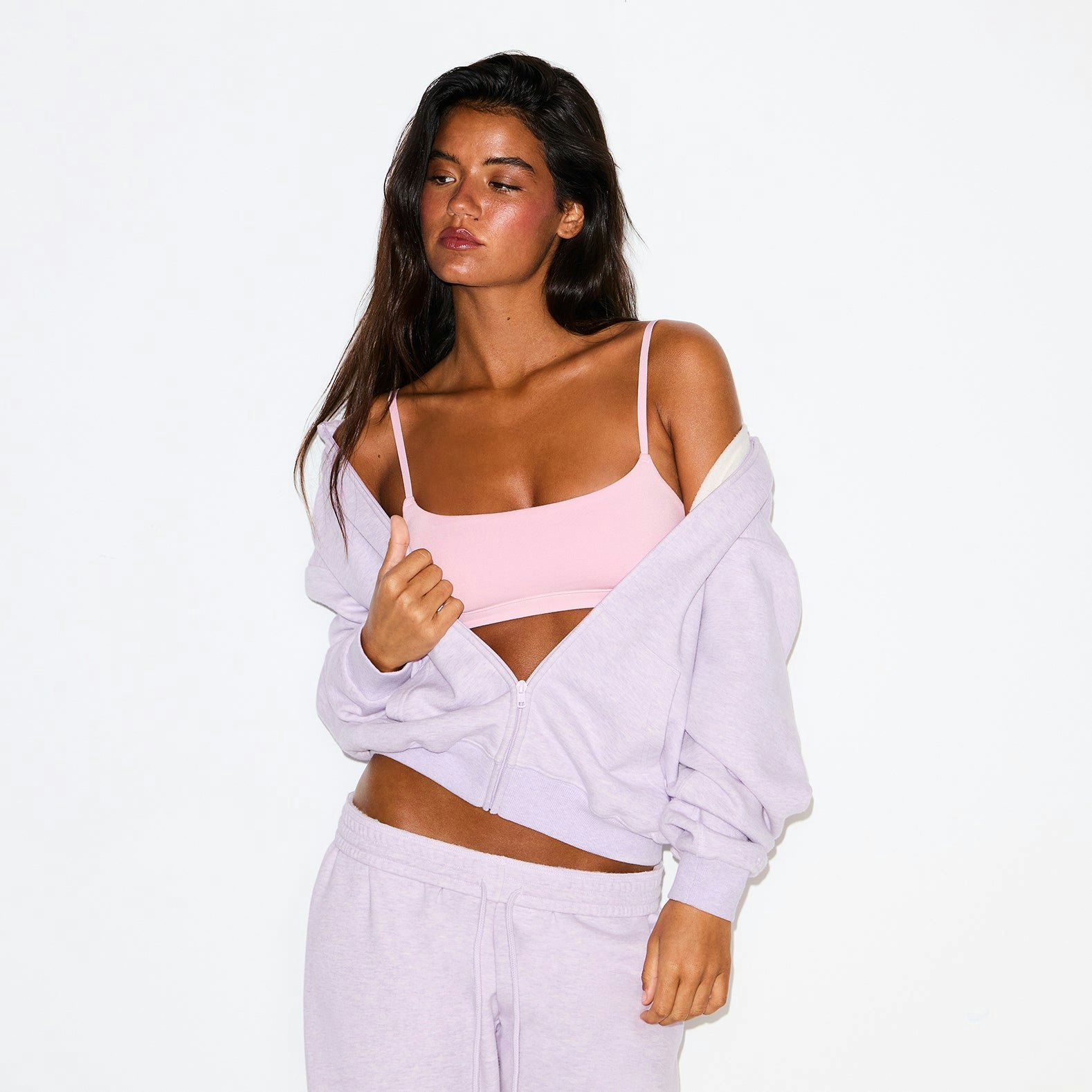 COTTON FLEECE CLASSIC ZIP UP HOODIE | PURPLE HEATHER ON A MODEL FRONT VIEW @ | FOCUS: 0.0, 1.0, 0.9