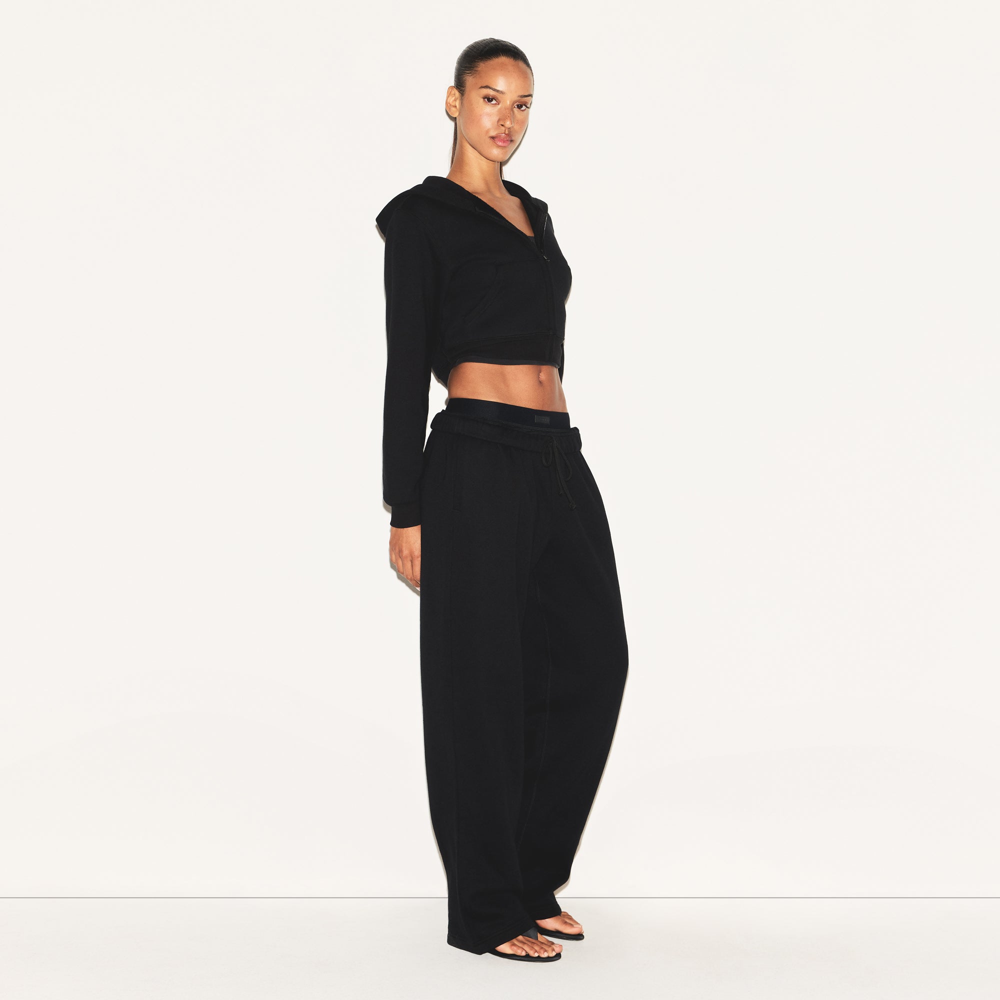COTTON FLEECE CROPPED ZIP UP HOODIE | ONYX