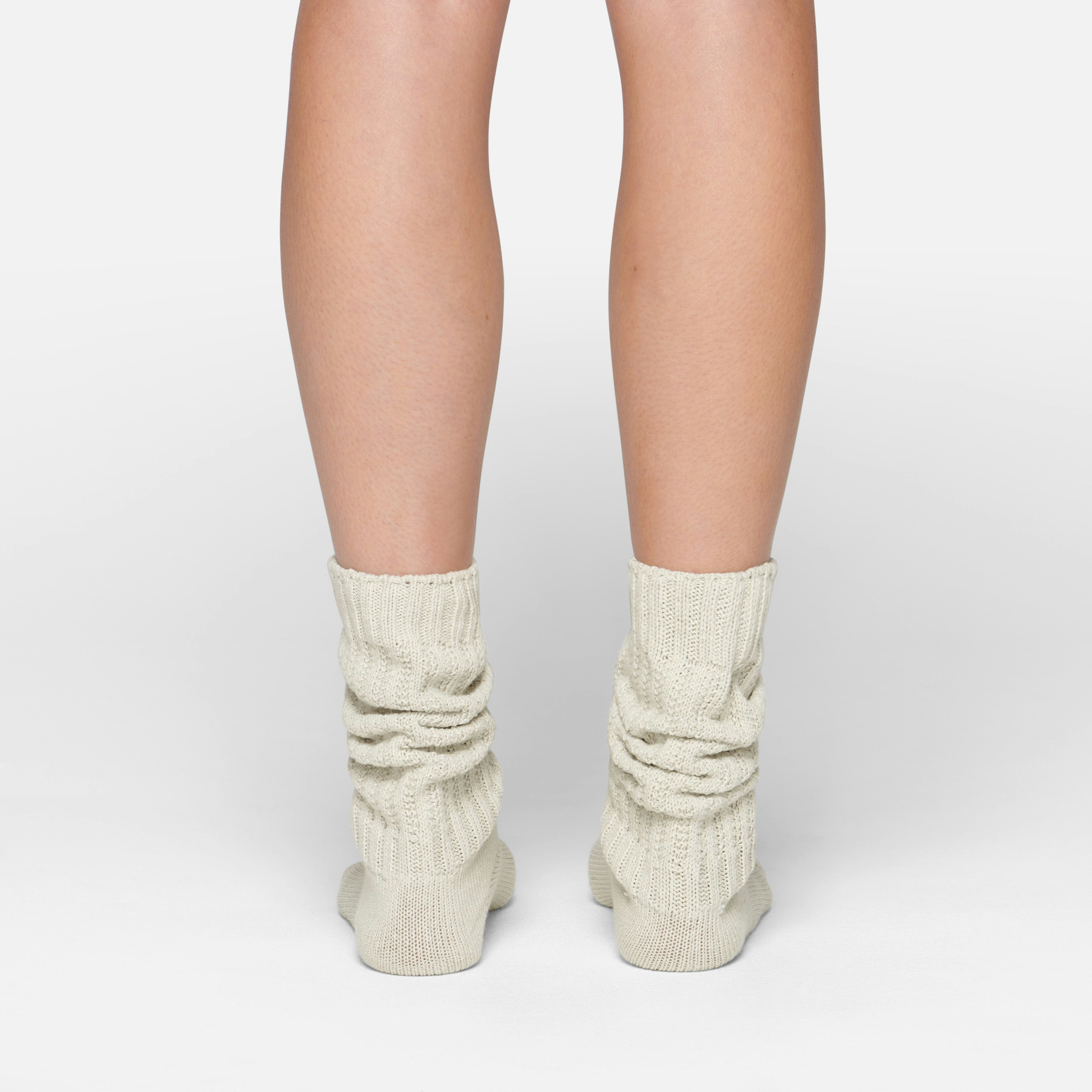 SLOUCHY CABLE SOCK