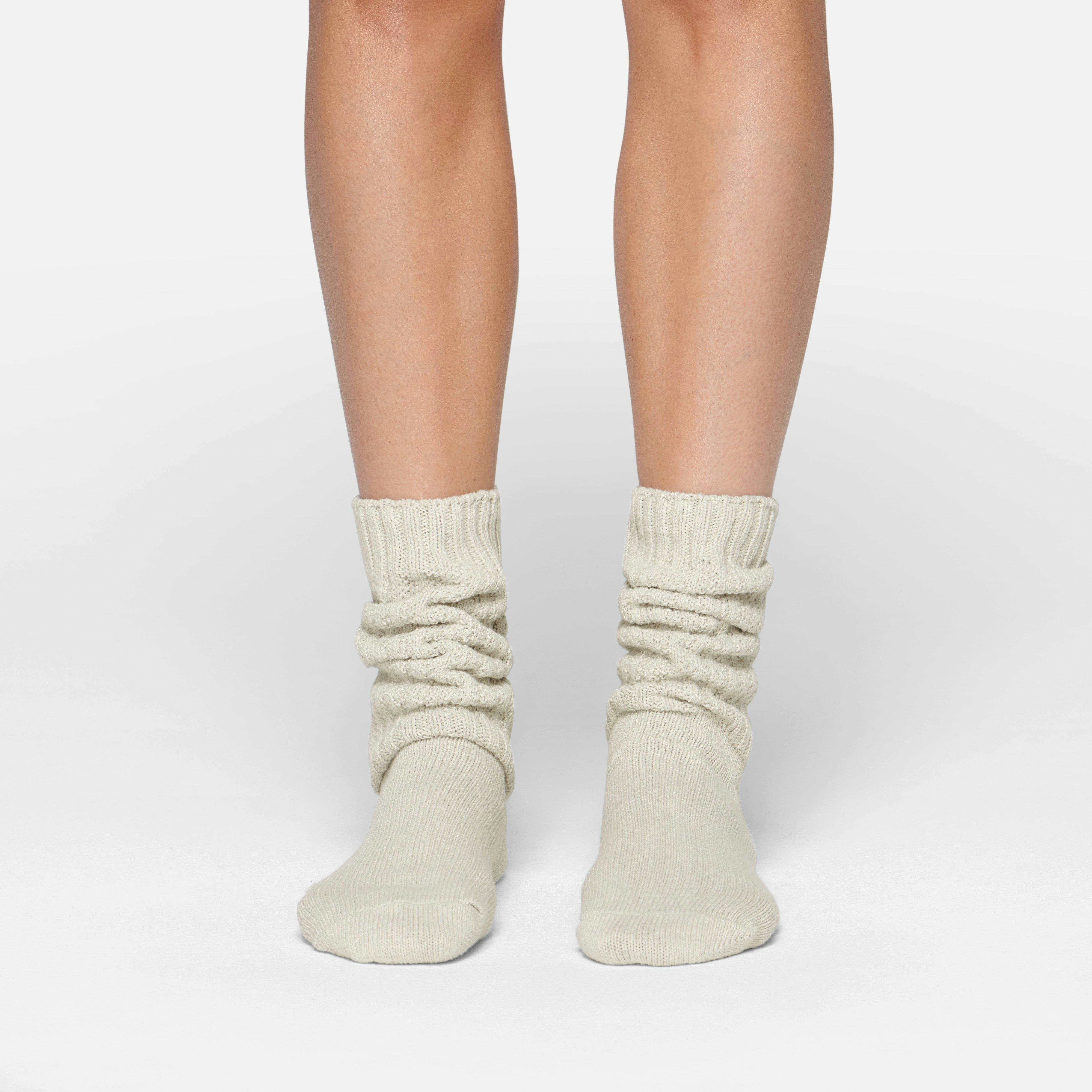 SLOUCHY CABLE SOCK