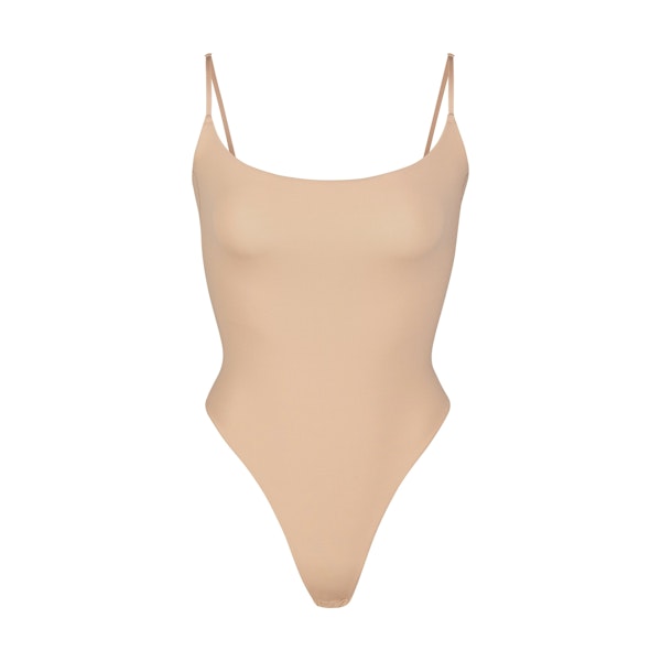 FITS EVERYBODY CAMI BODYSUIT | CLAY (BODYSUITS) LAYS FLAT ON A WHITE BACKGROUND | FLT