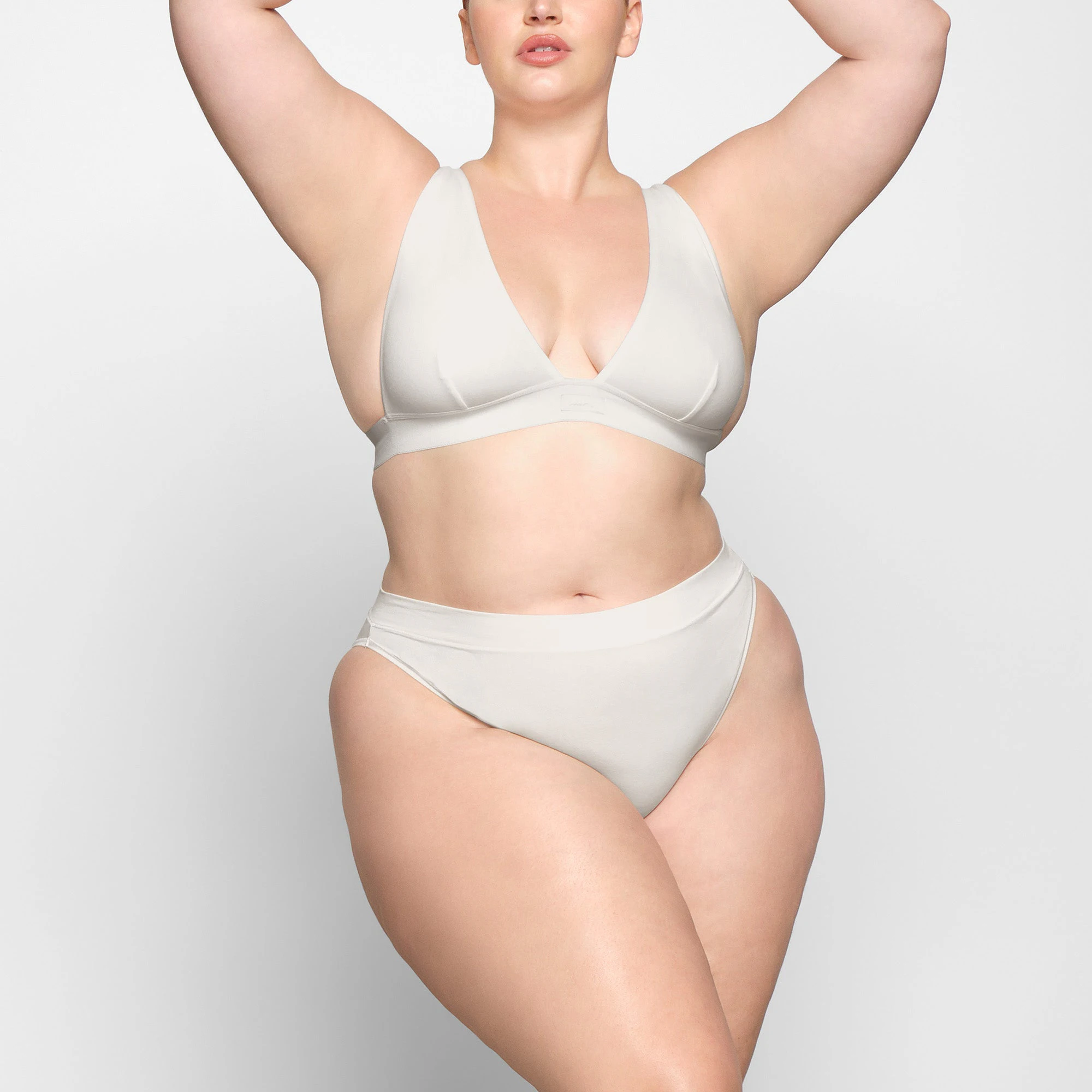 COTTON JERSEY PLUNGE BRALETTE ON A MODEL IN FRONT VIEW | SEE: 2X, 3X, 4X