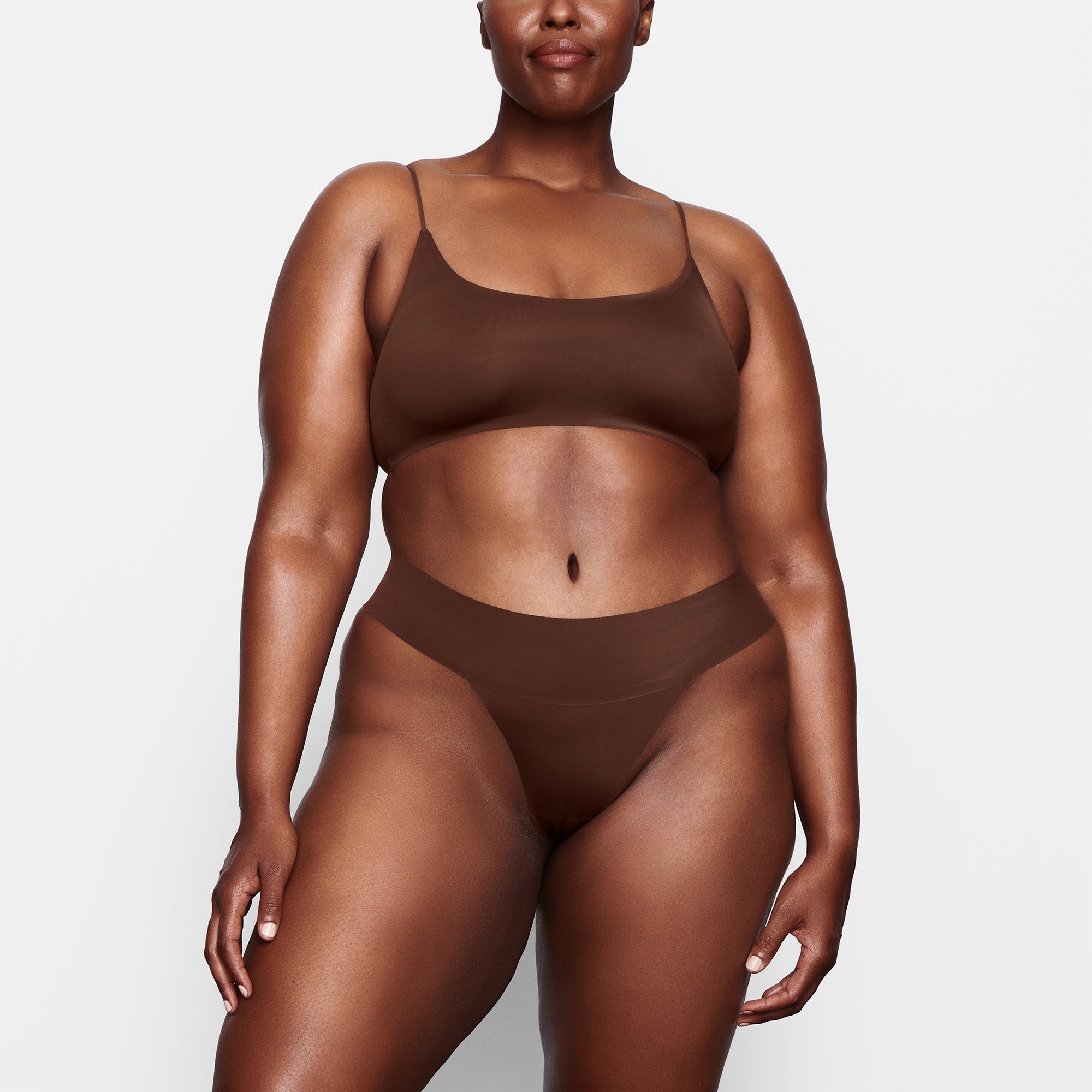 FREE CUT SCOOP BRALETTE