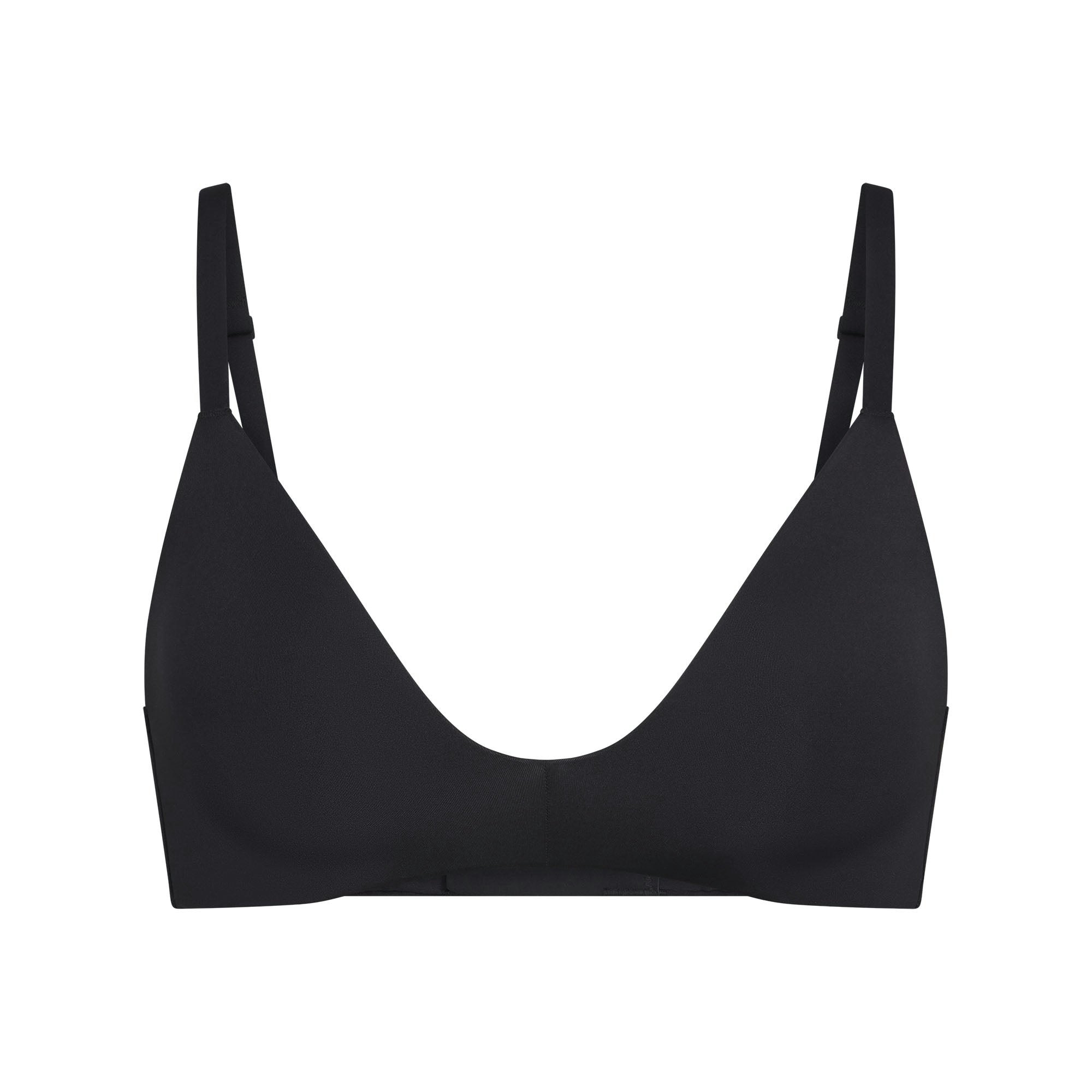 WIRELESS FORM T-SHIRT DEMI BRA | ONYX (DEMI BRAS) LAYS FLAT ON A WHITE BACKGROUND | FLT